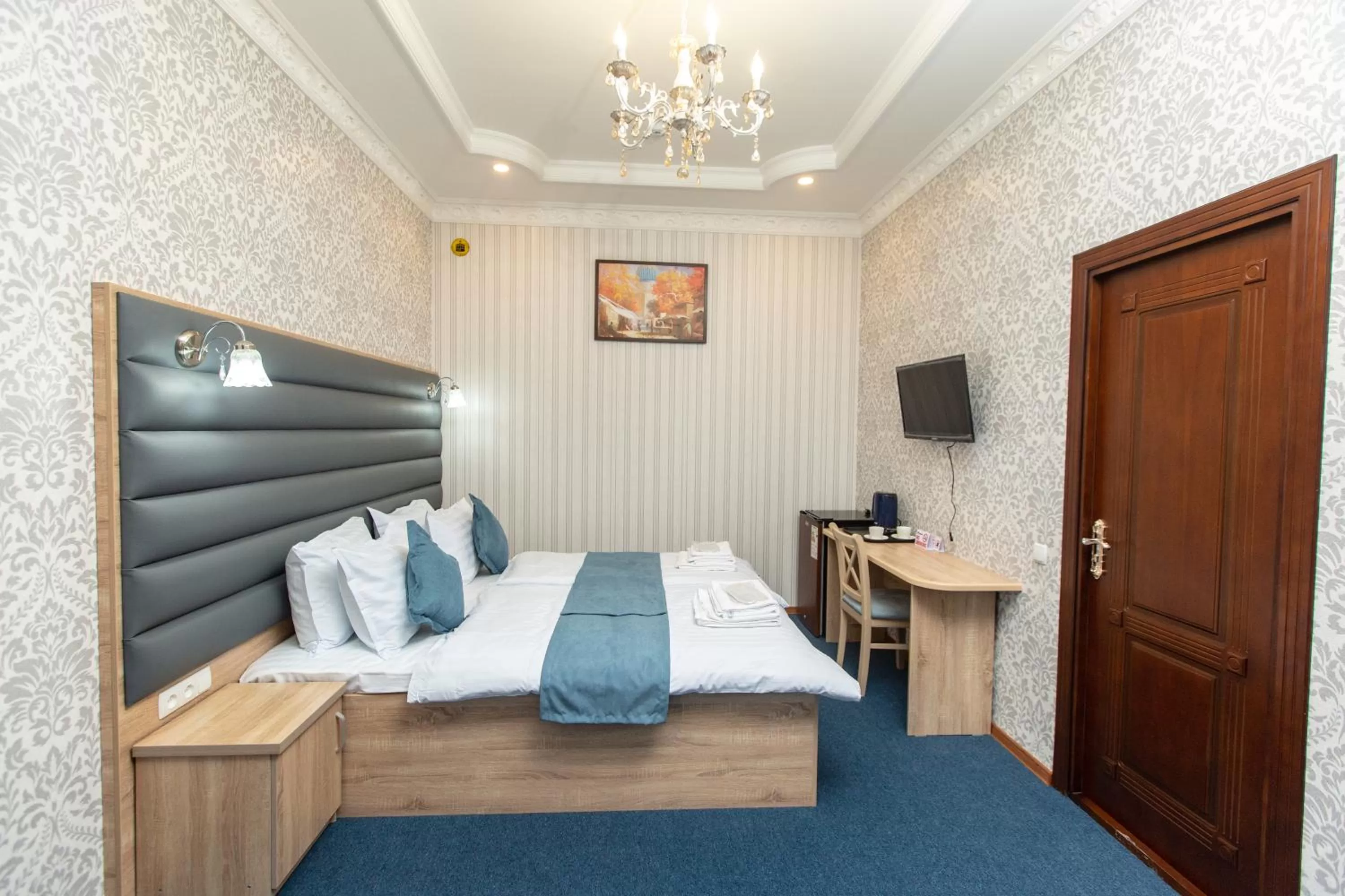 Bed in Mirzo Boutique Hotel