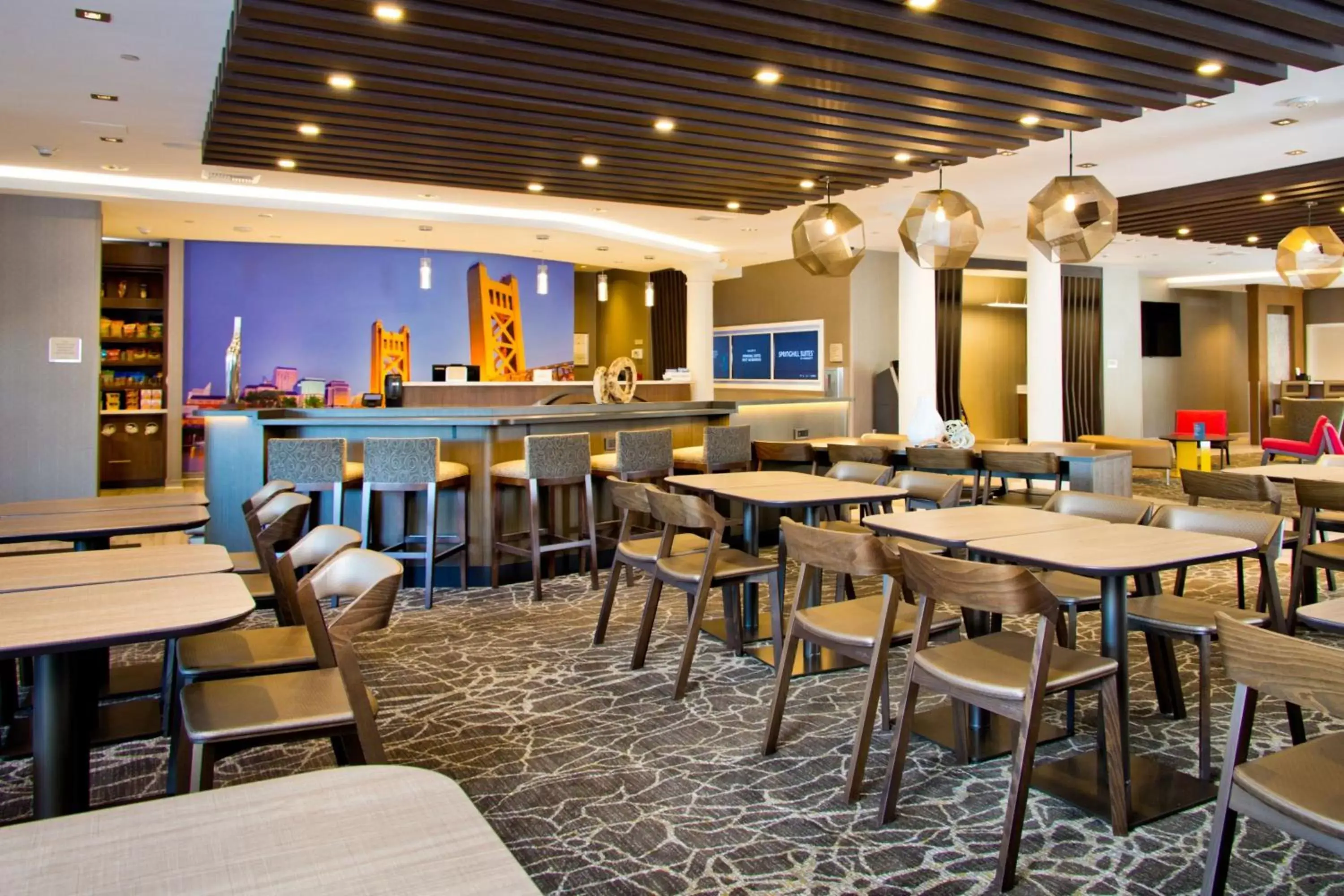 Restaurant/Places to Eat in SpringHill Suites by Marriott West Sacramento