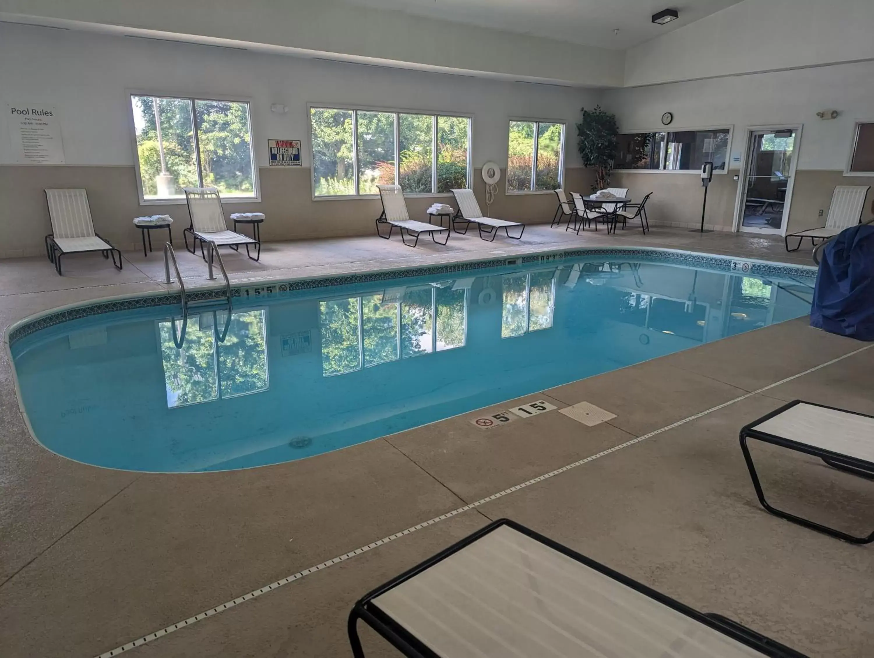 Swimming Pool in Wingate by Wyndham Ashland