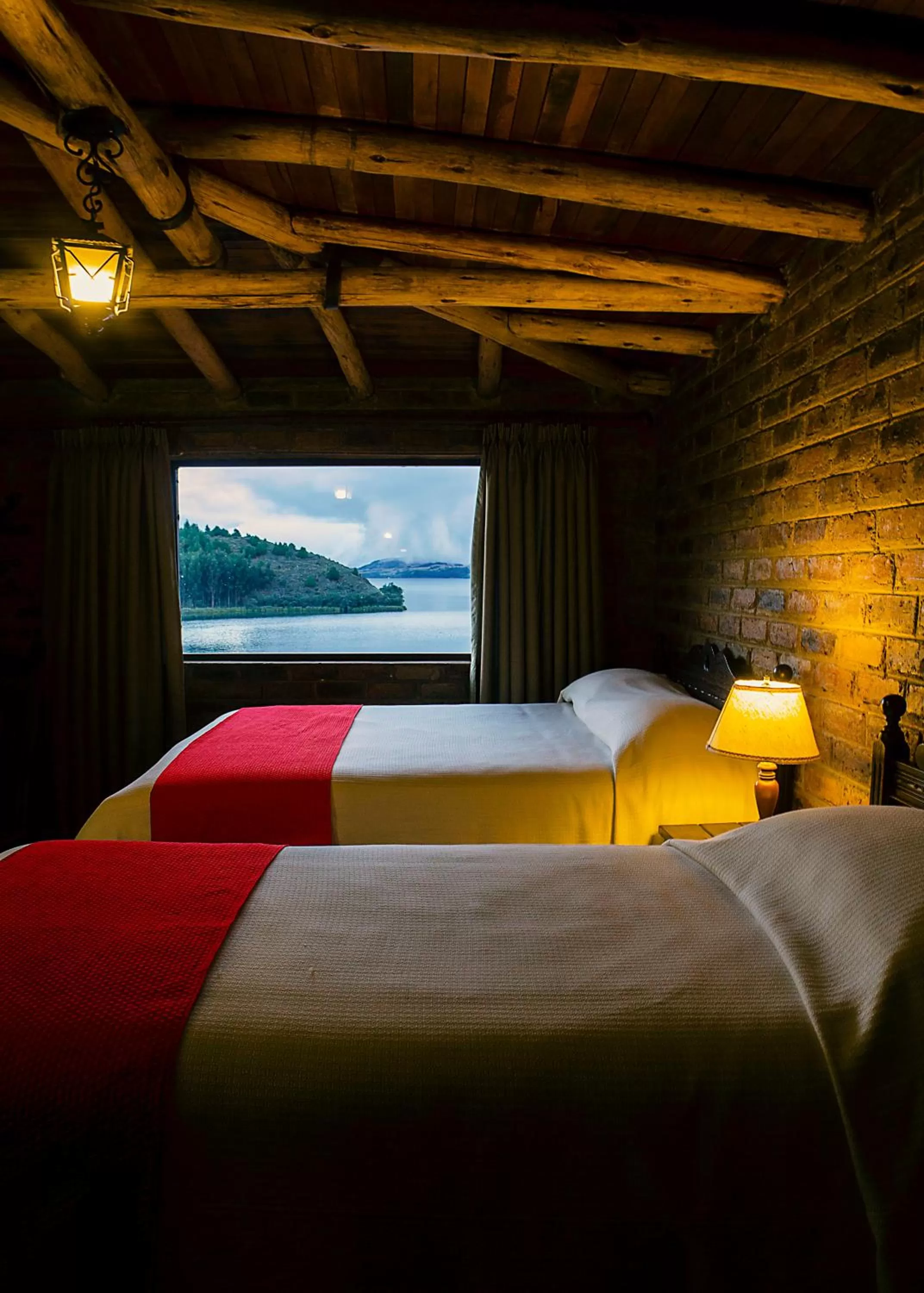 Bedroom, Bed in Hotel Refugio Pozo Azul