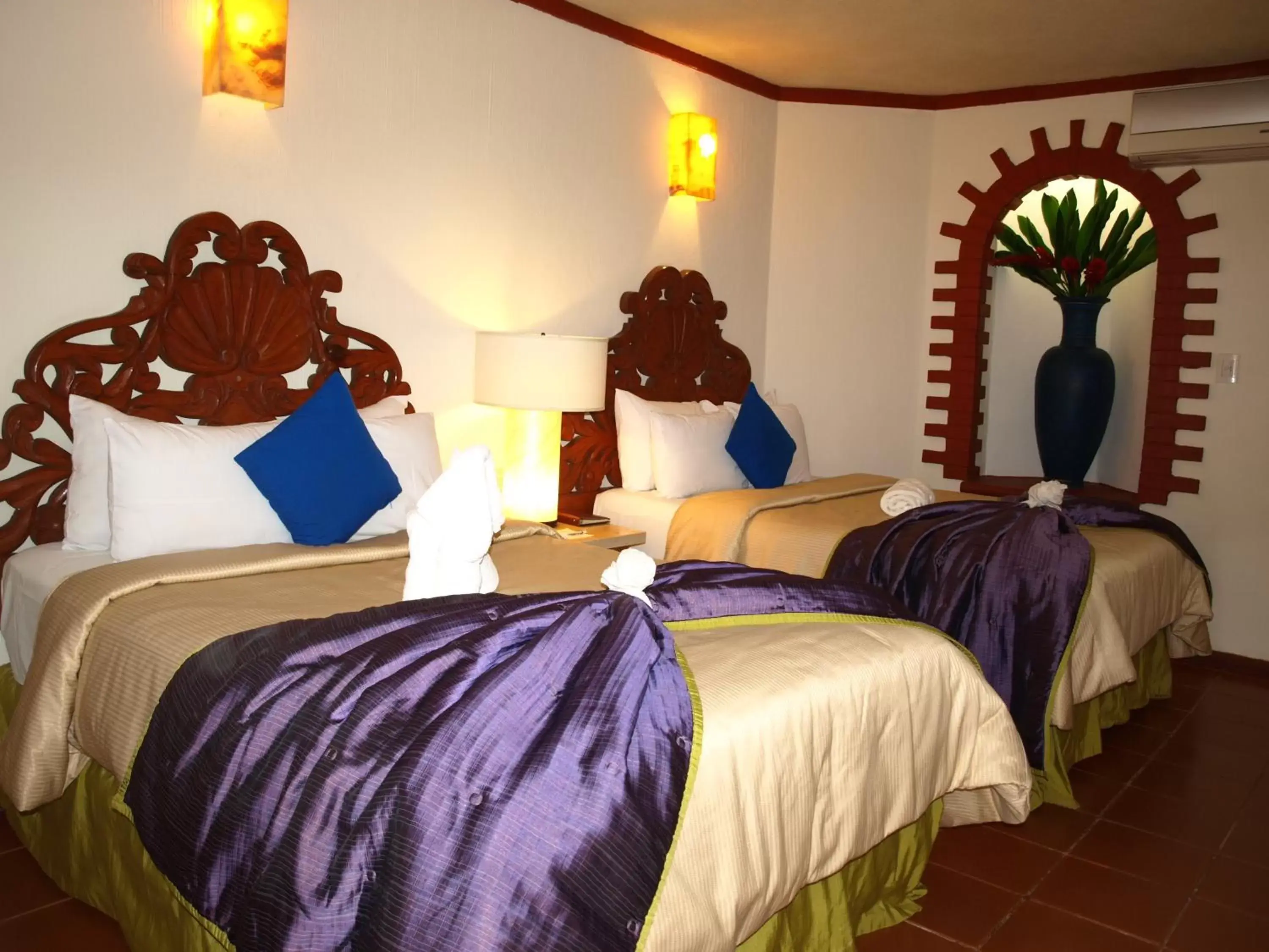 Photo of the whole room, Bed in Ecotel Quinta Regia