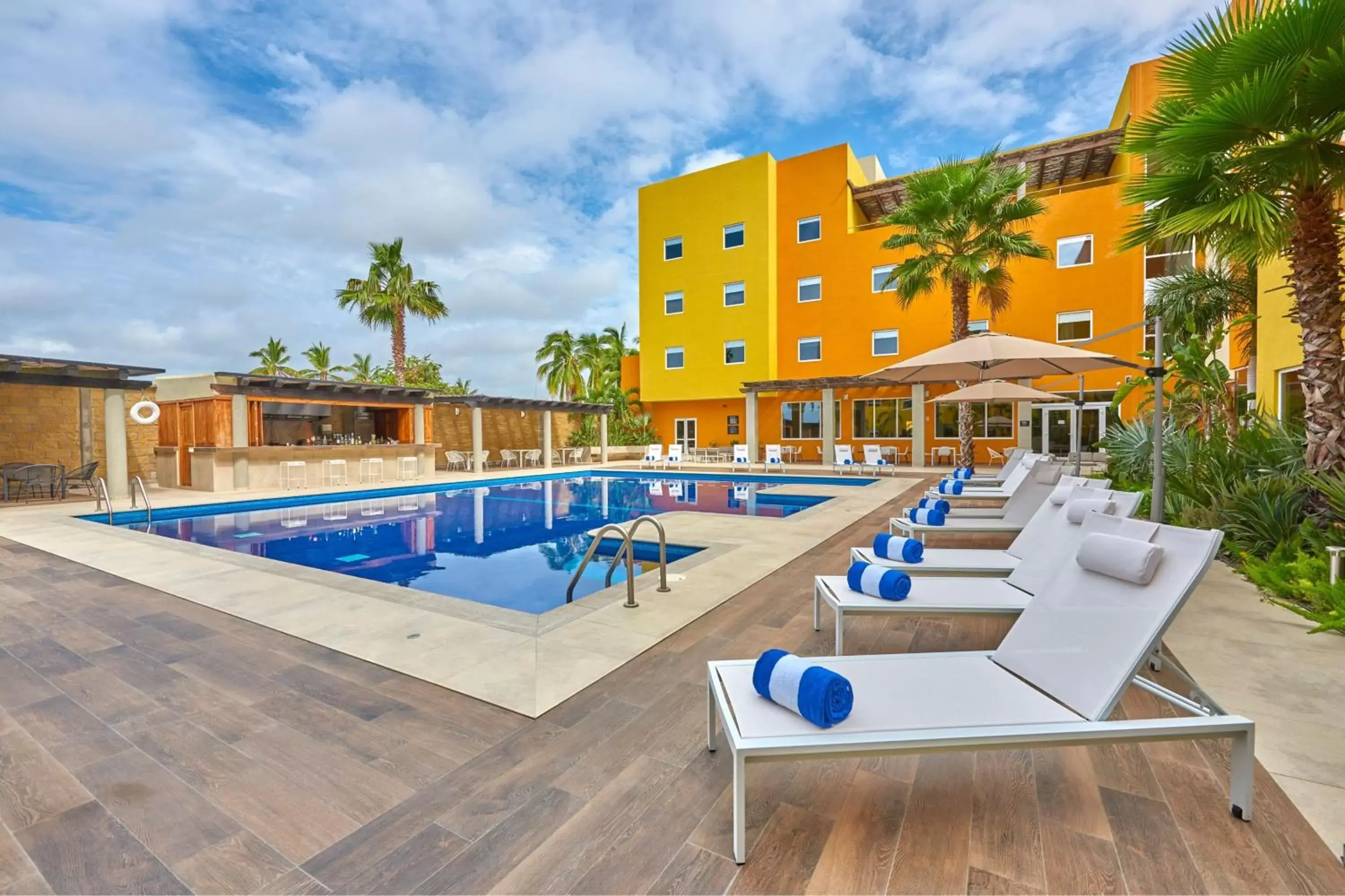 Swimming Pool in City Express Plus by Marriott Cabo San Lucas