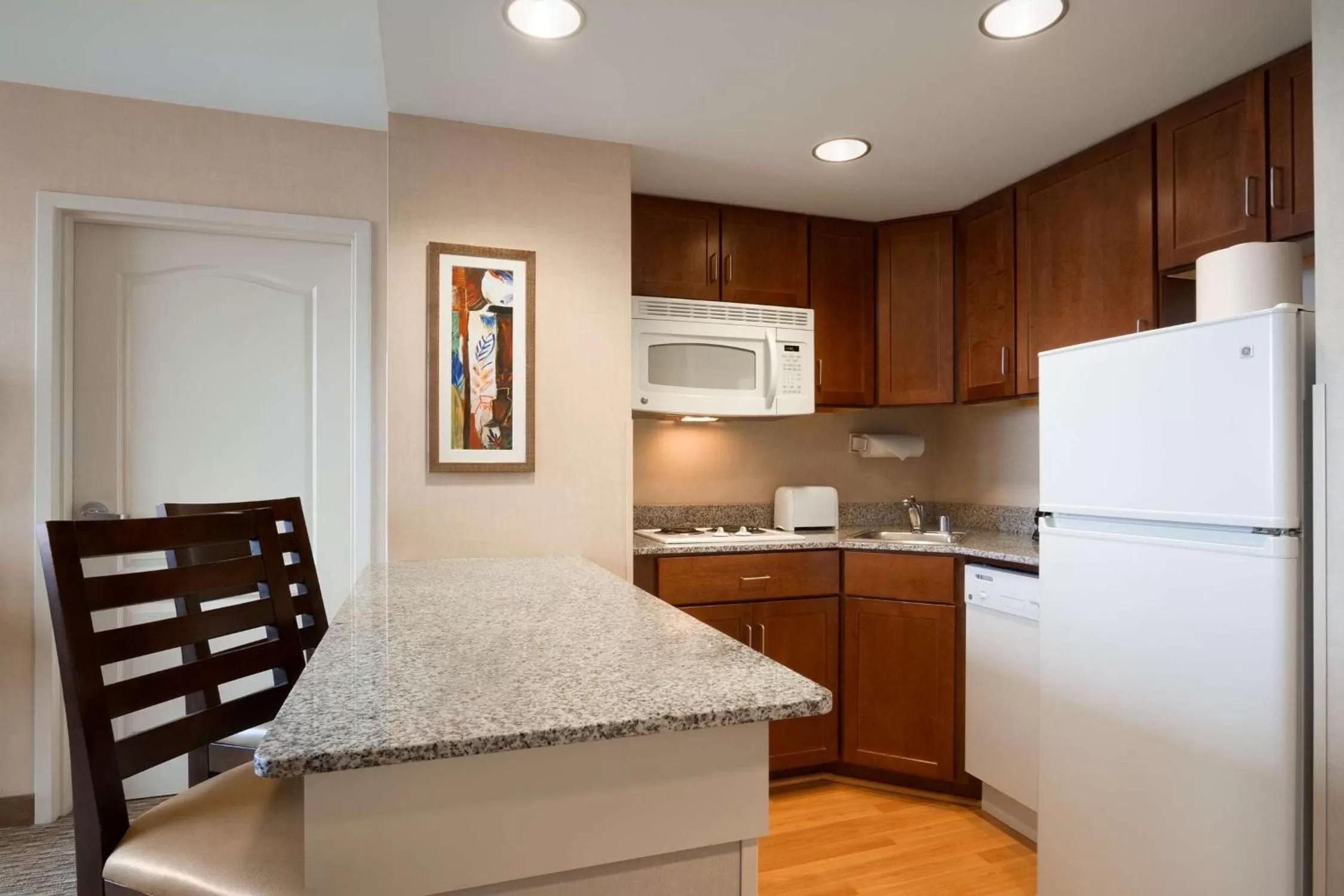 Kitchen or kitchenette in Homewood Suites by Hilton Baltimore