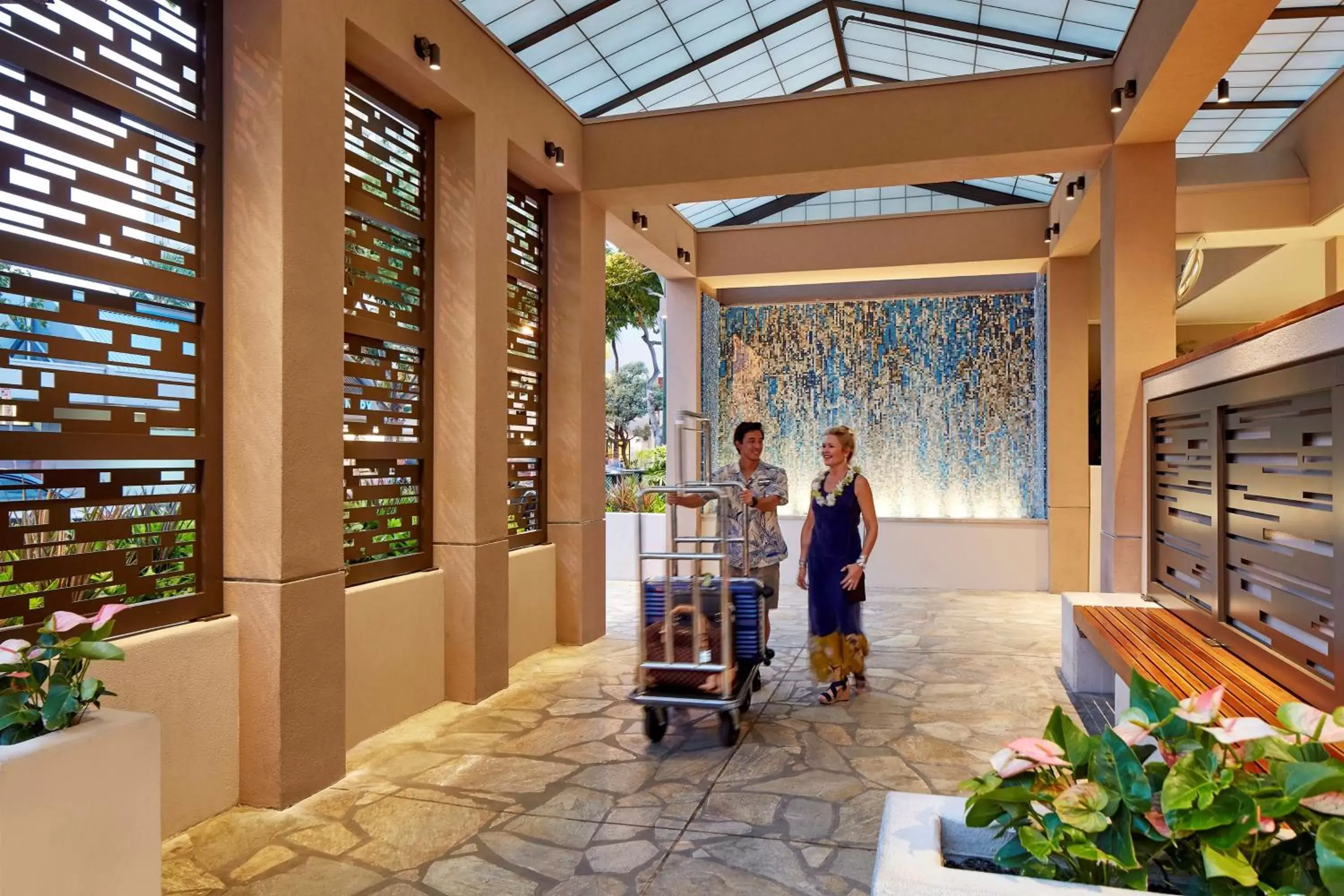 Lobby or reception in Hilton Garden Inn Waikiki Beach