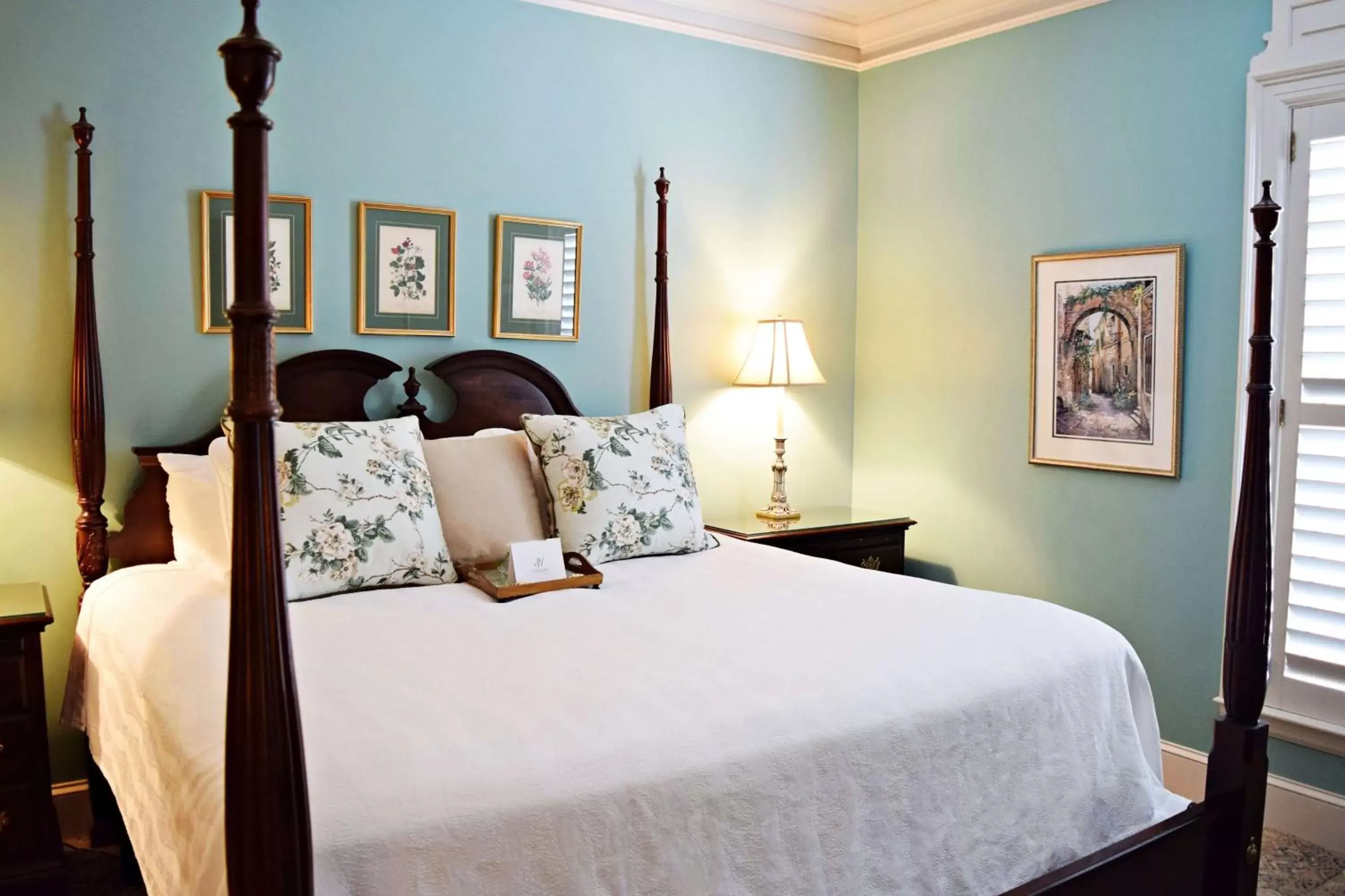 Photo of the whole room, Bed in JH Adams Inn, Trademark Collection by Wyndham