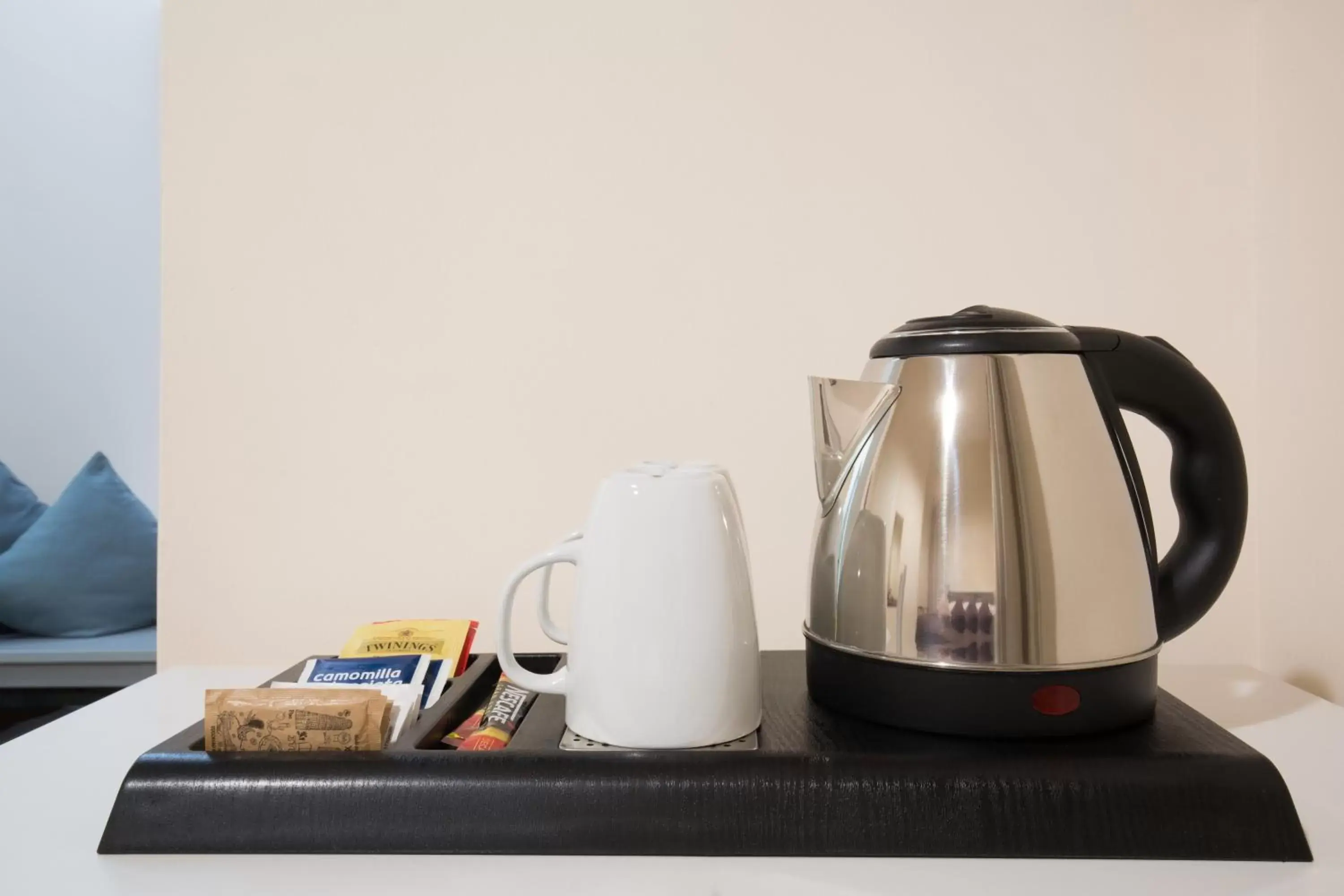 Coffee/Tea Facilities in Musto Suites & Rooms