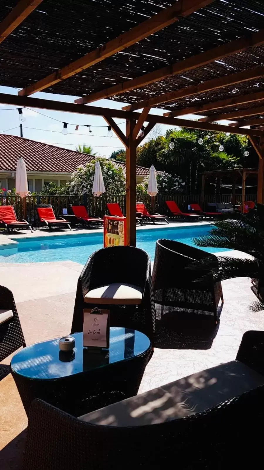 Patio, Swimming Pool in The Originals City, Hôtel Le Lodge, Bayonne Nord