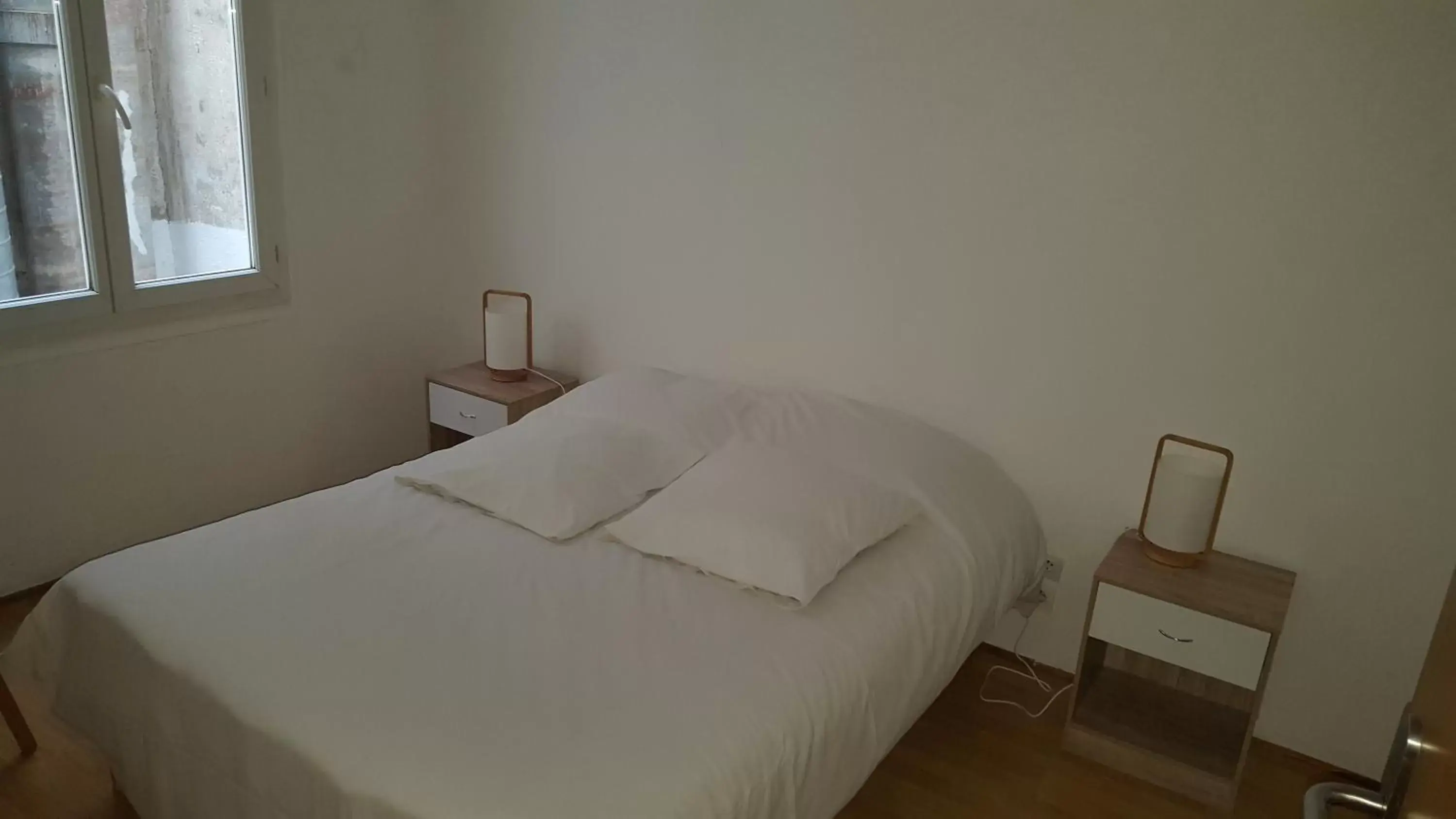 Bed in Hôtel Confort