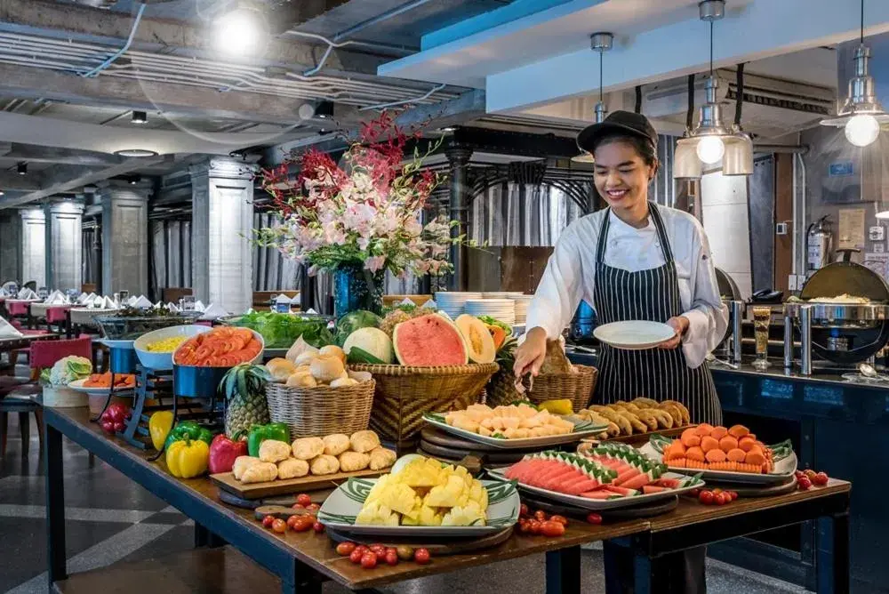 Breakfast in Pattaya Modus Beachfront Resort Breakfast in Pattaya Modus Beachfront Resort