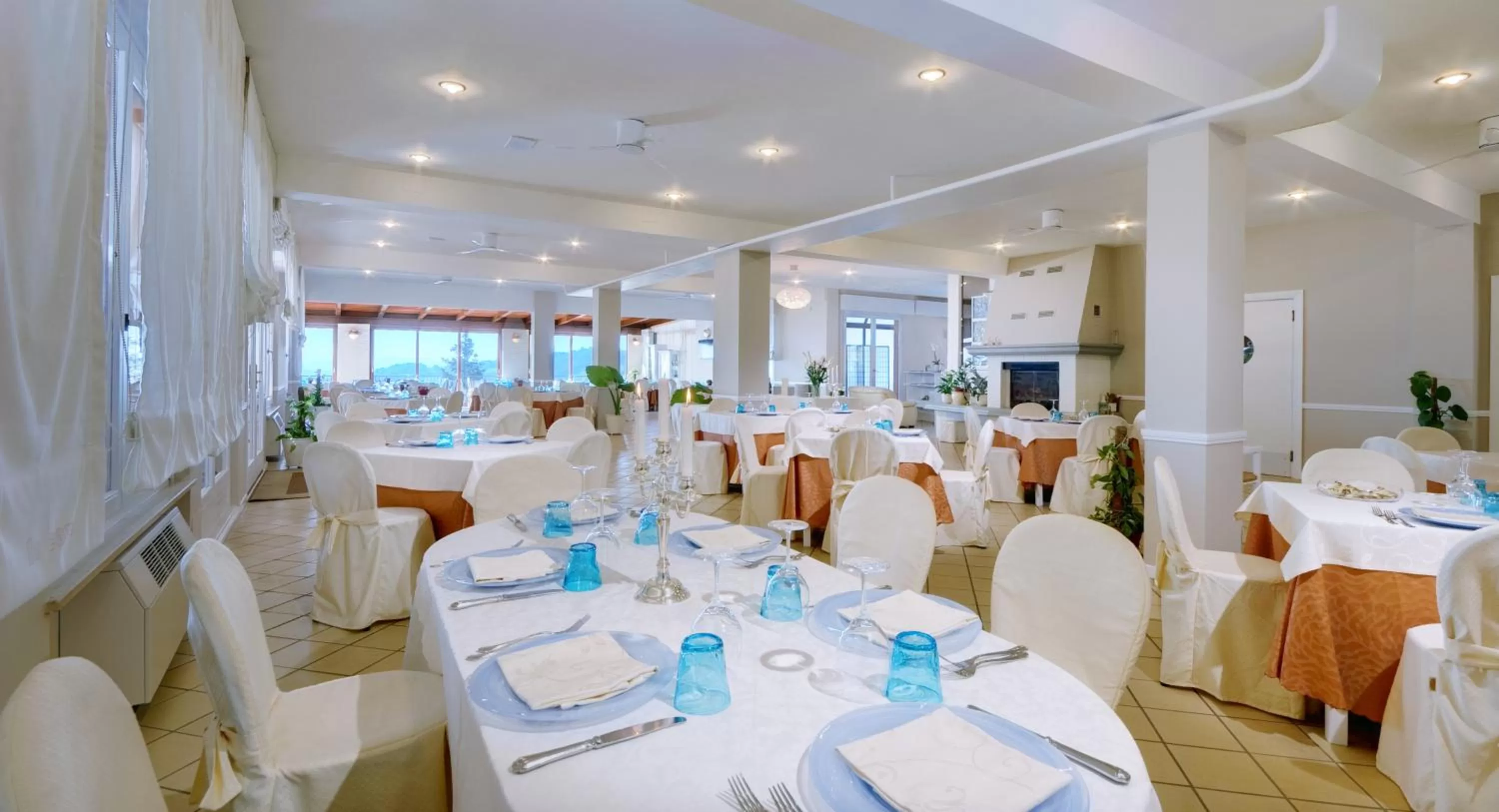 Day in Hotel Le Cave