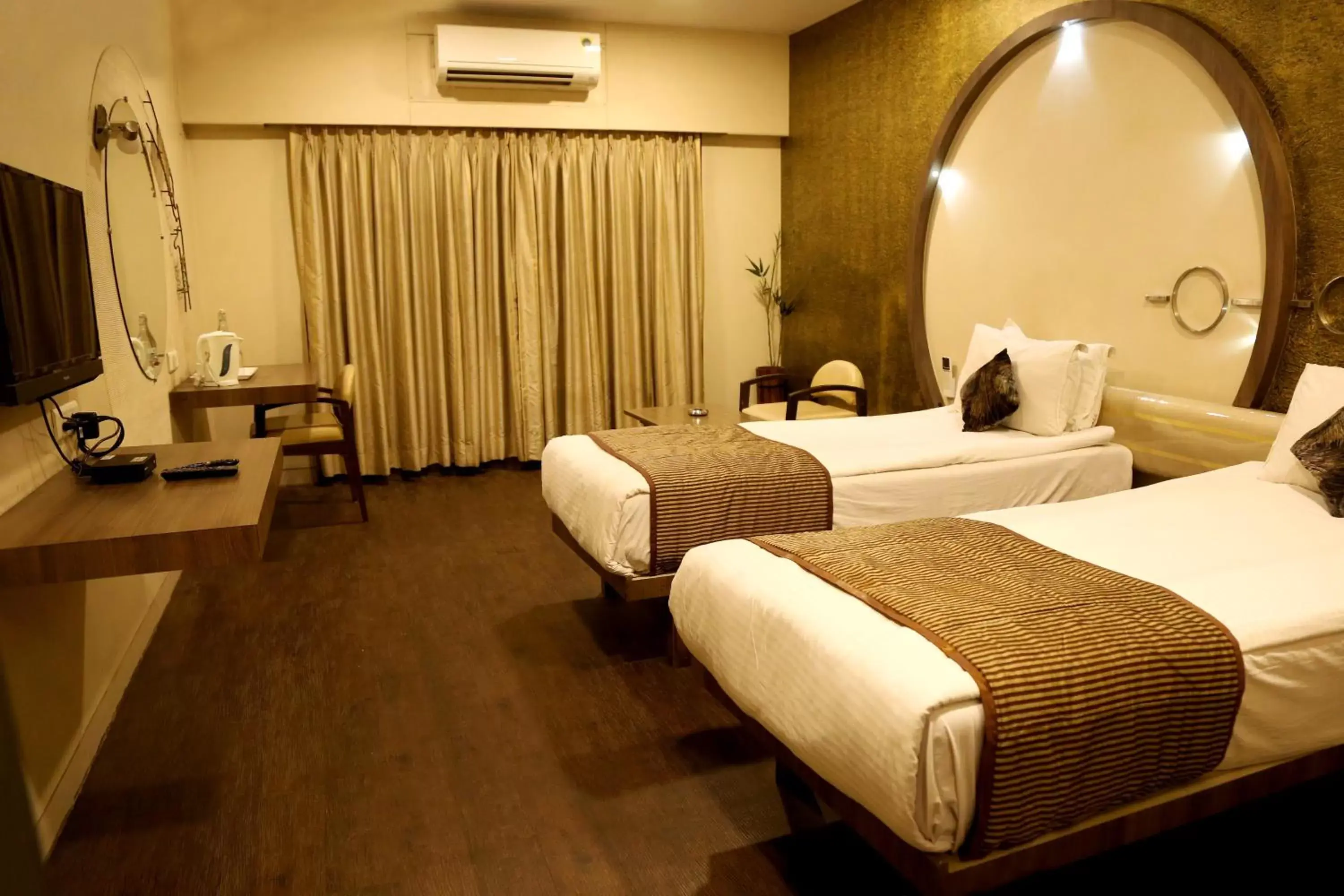 Bedroom, Bed in Hotel AGC