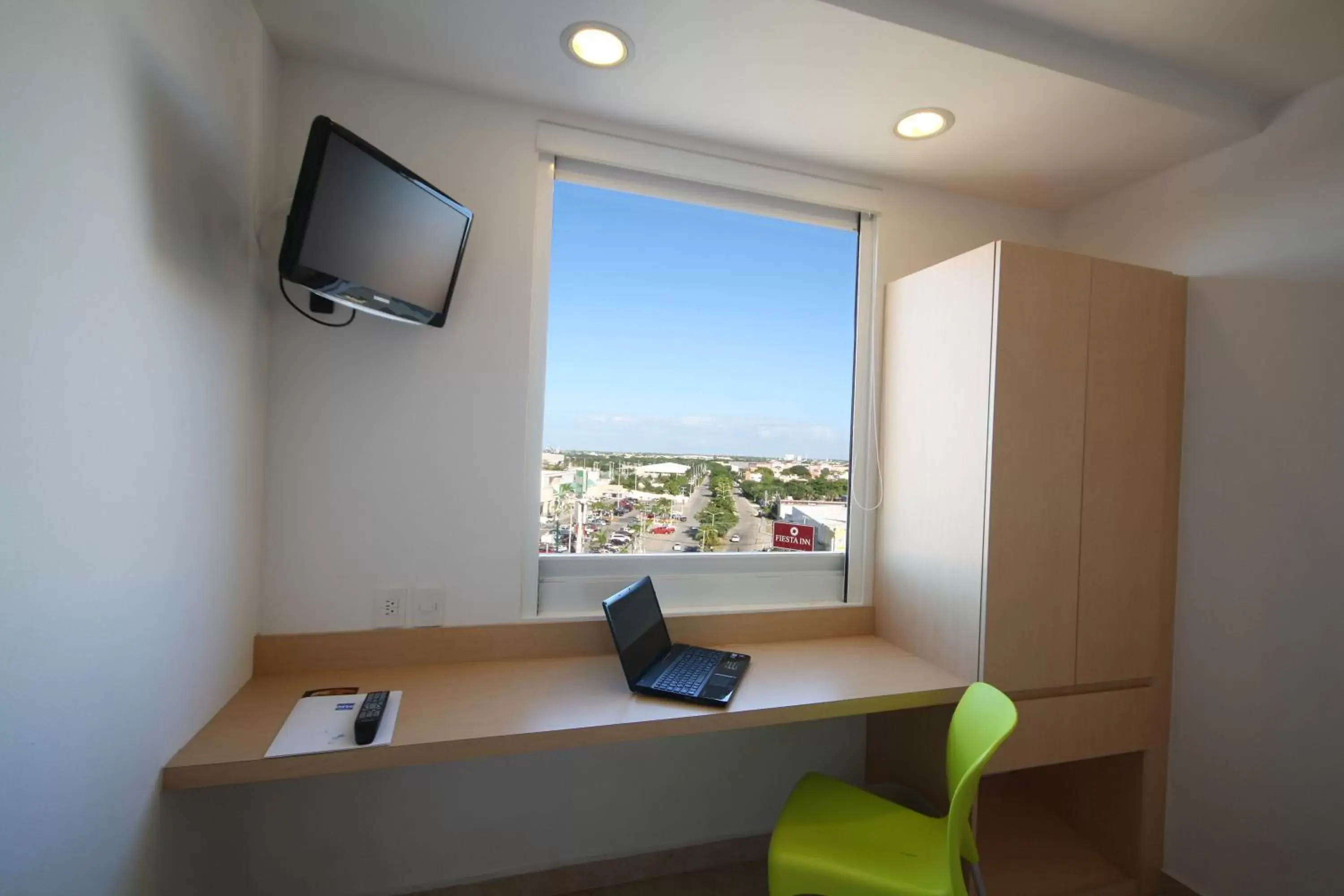 Bedroom in One Ciudad del Carmen Concordia