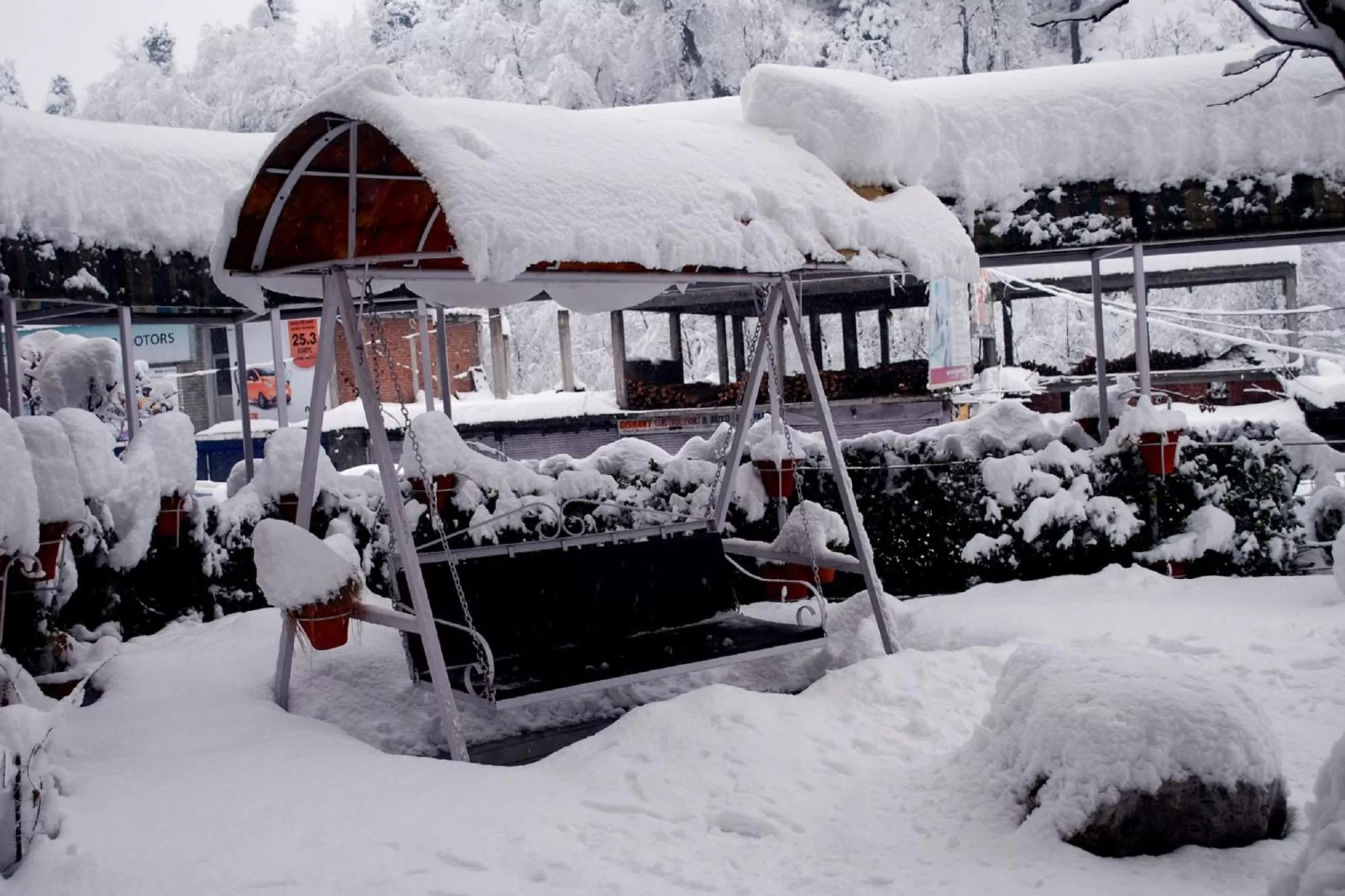 Winter in Bravia Hotel Manali Inn