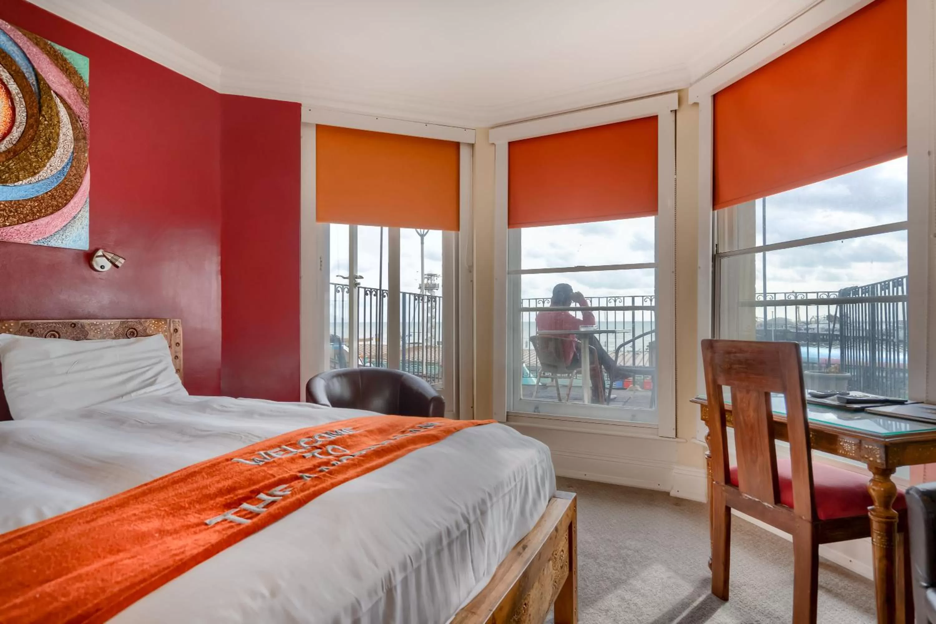 Bed in Amsterdam Hotel Brighton Seafront