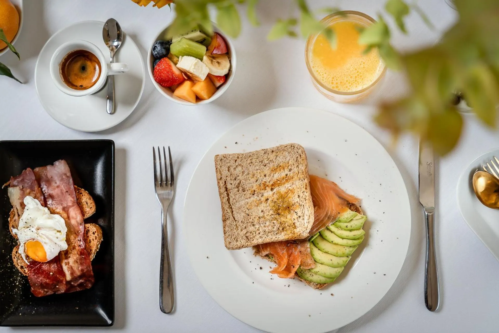 Breakfast in Albergo Rossini 1936 - Small & Charming