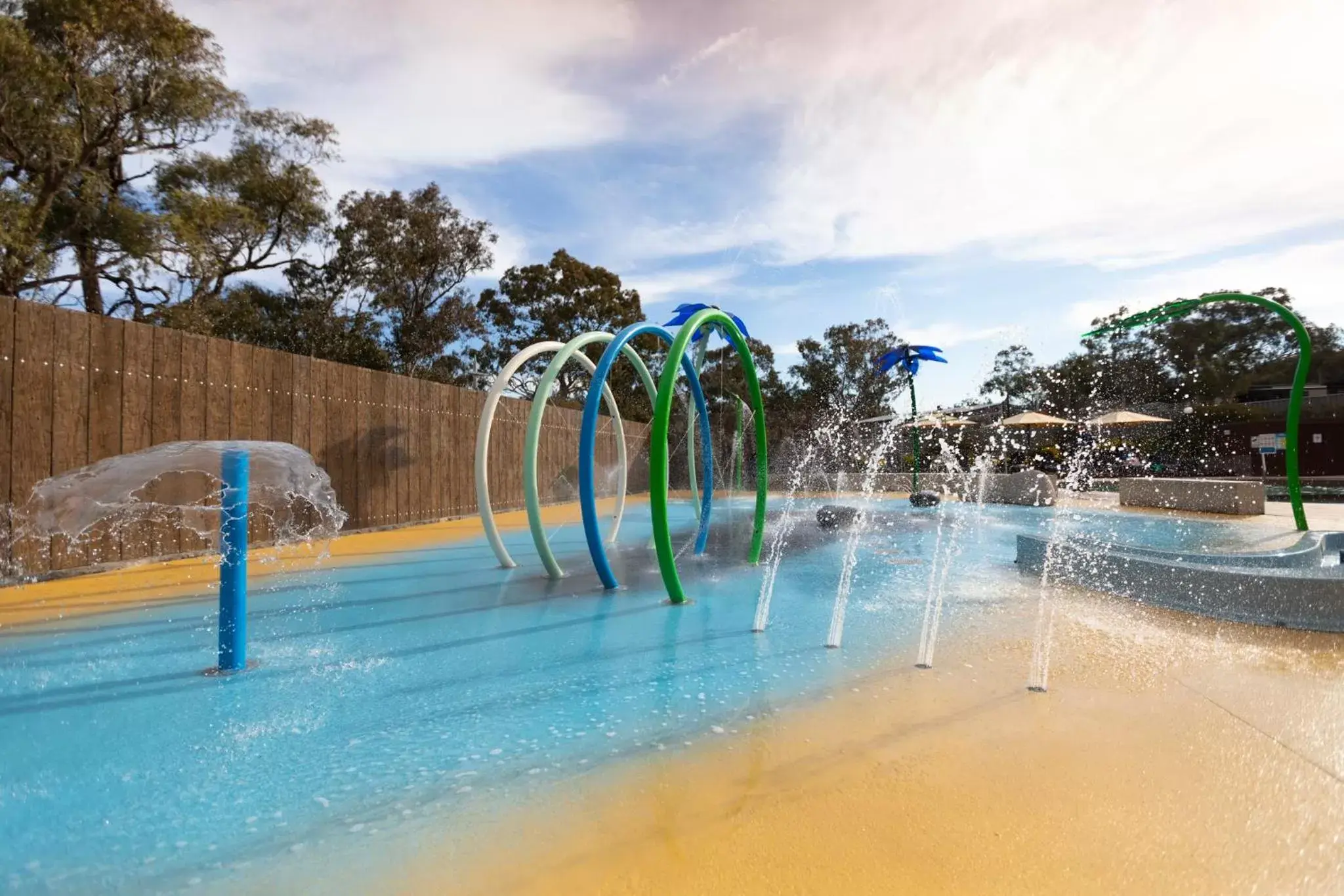 Children play ground, Water Park in Alivio Tourist Park Canberra