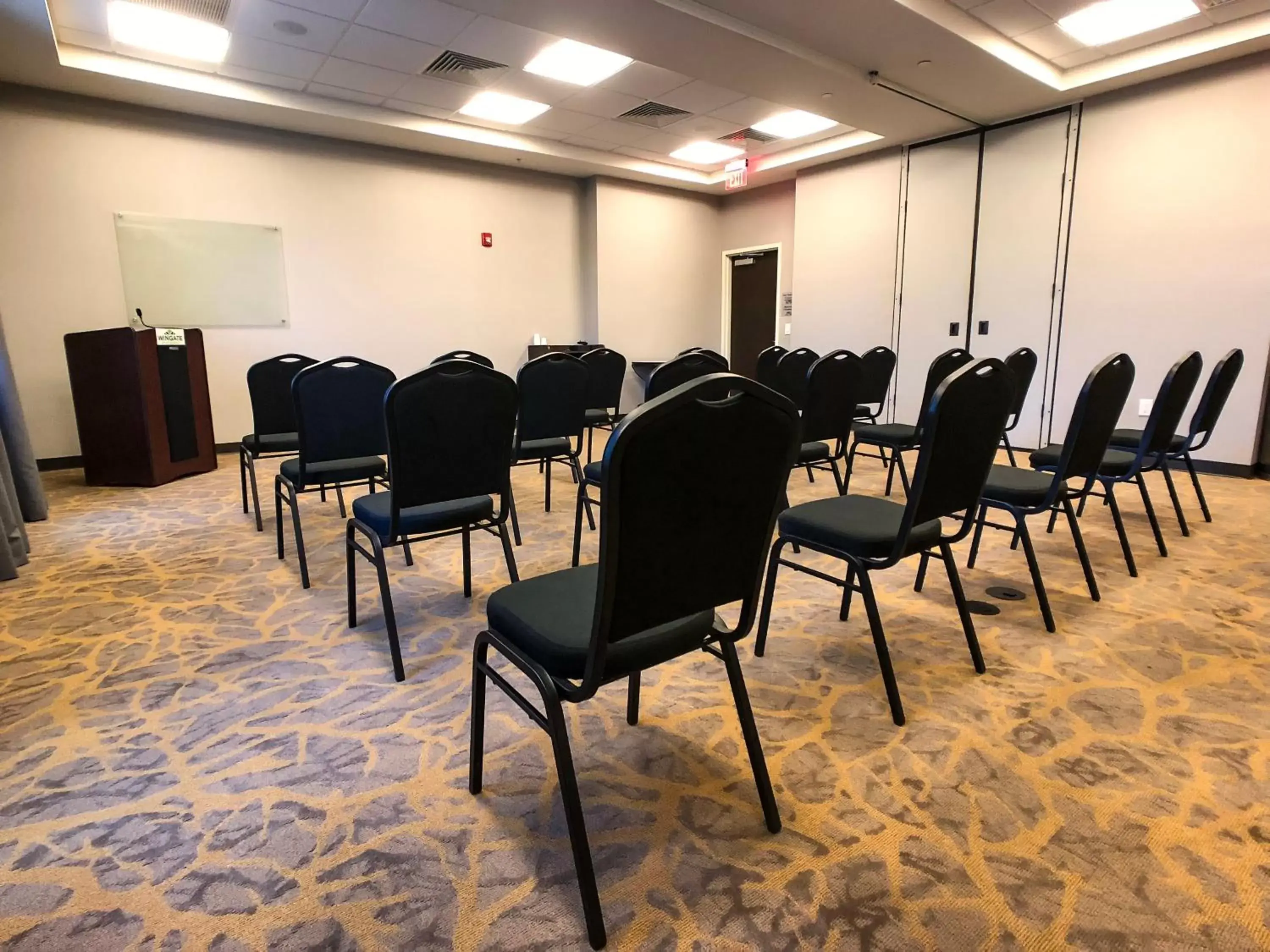 Meeting/conference room in Wingate by Wyndham Miami Airport
