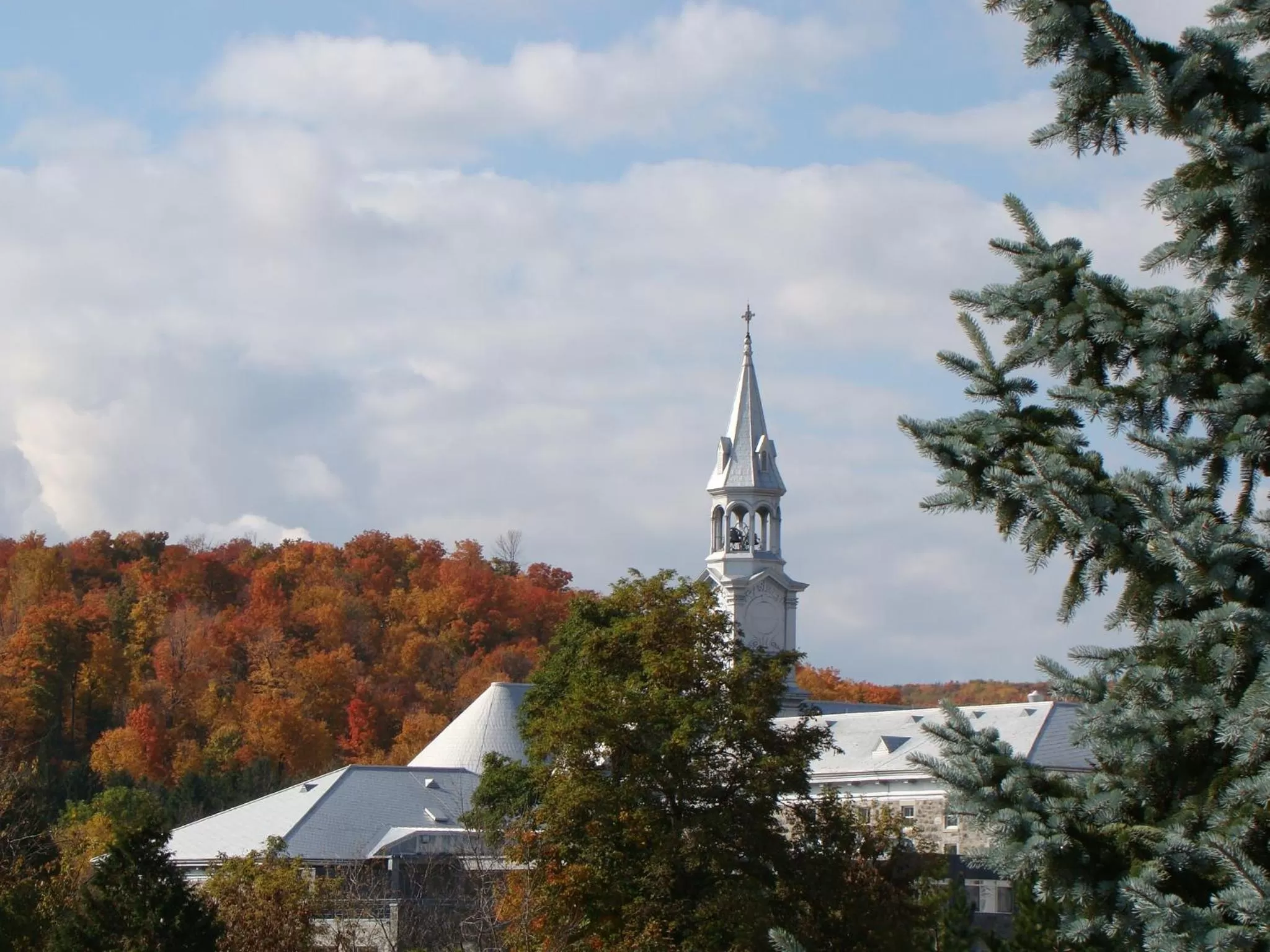 Area and facilities, Nearby Landmark in Auberge de l'Abbaye d'Oka