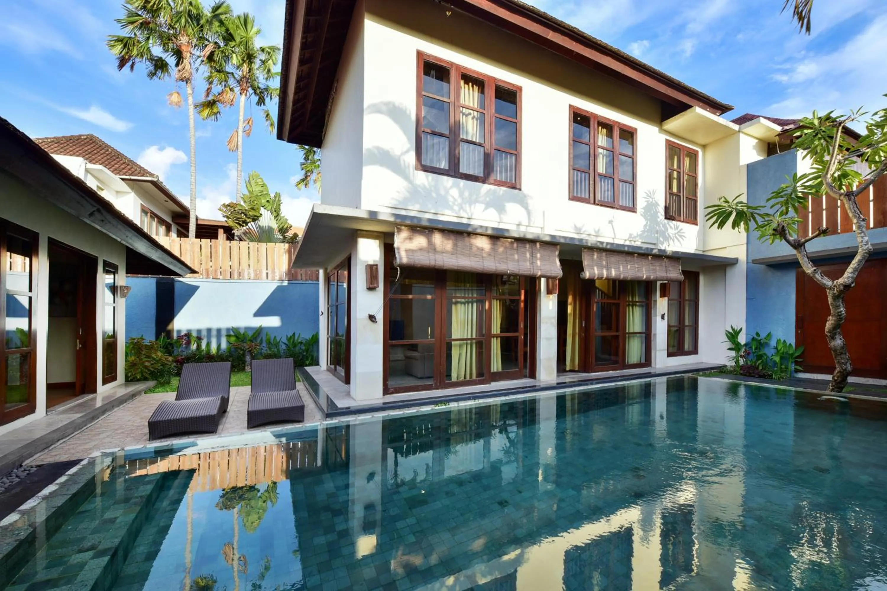 The Khayangan Dreams Villa Umalas