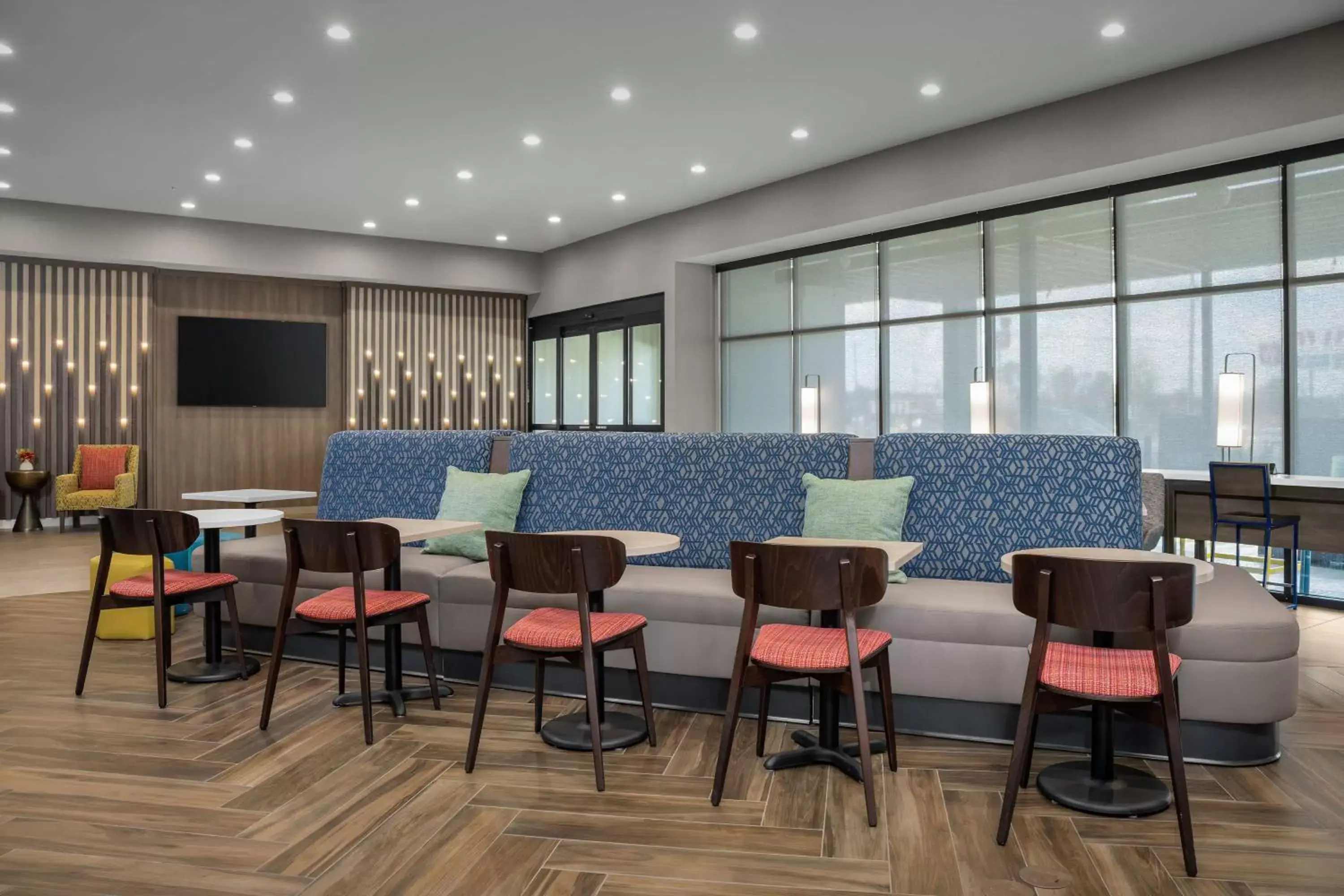 Lobby or reception in Home2 Suites By Hilton Cullman Lobby or reception in Home2 Suites By Hilton Cullman