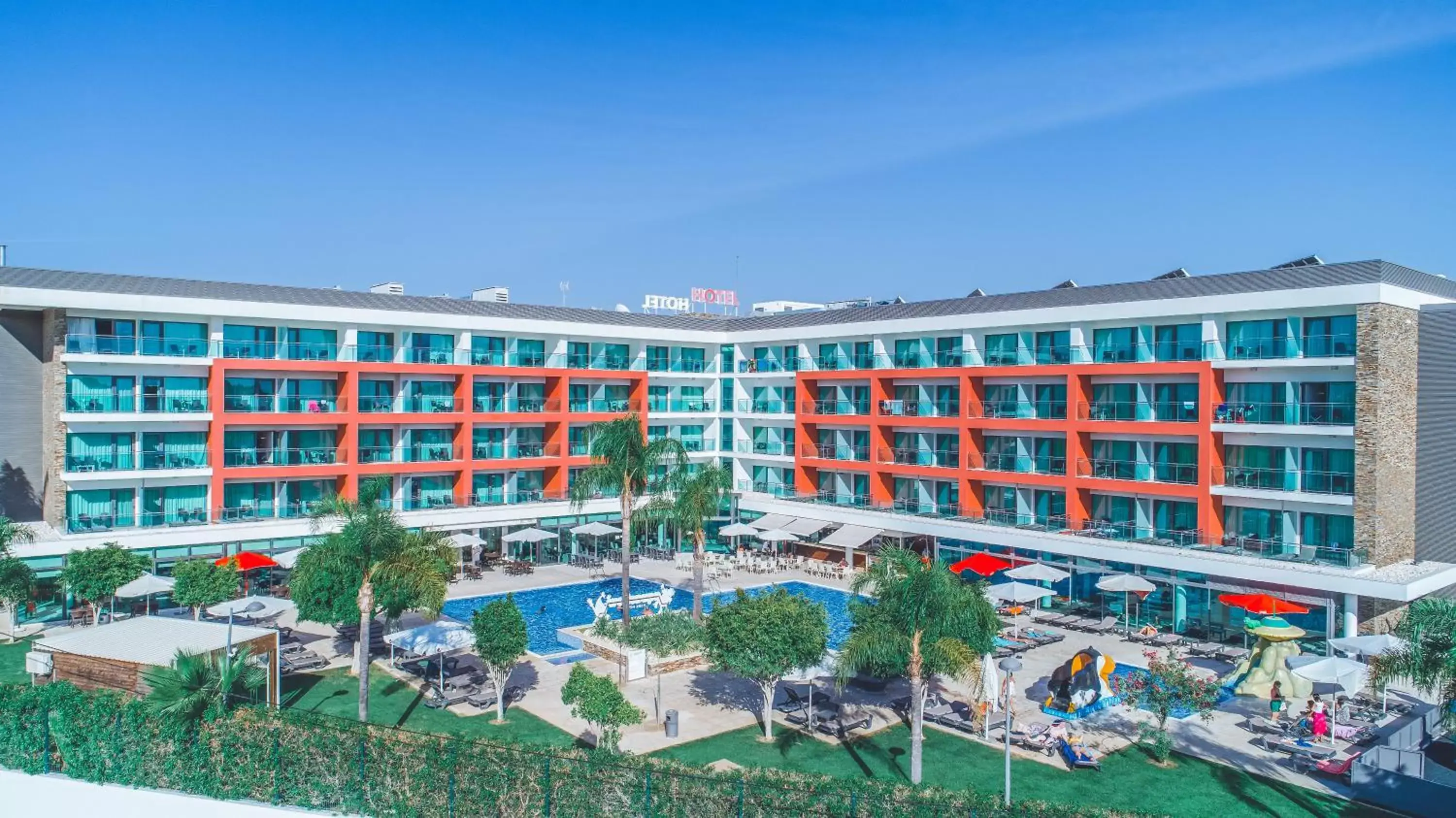 Property building, Pool View in Aquashow Park Hotel