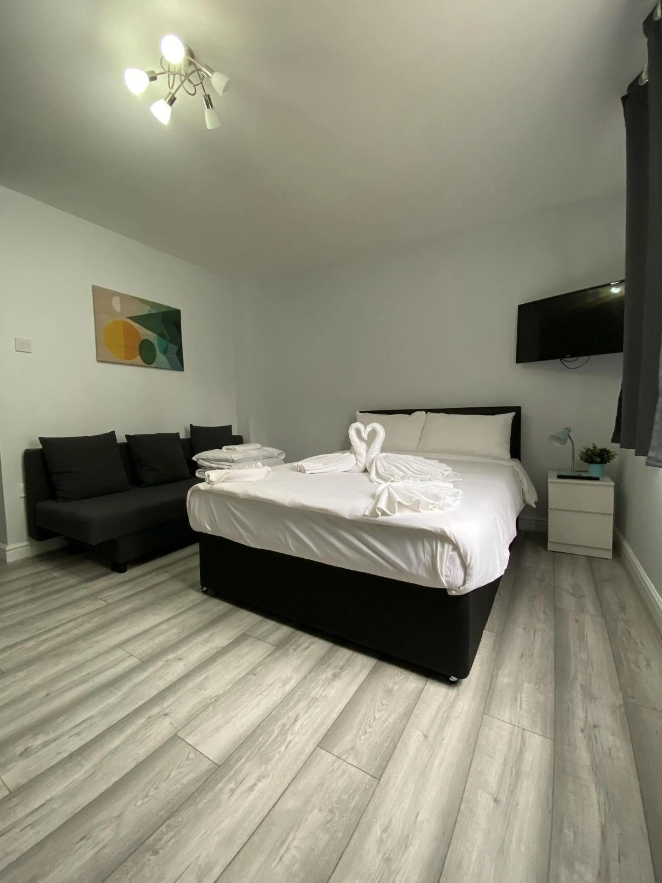 Other, Bed in Comfortable - Cosy - Budget Studios in City Center