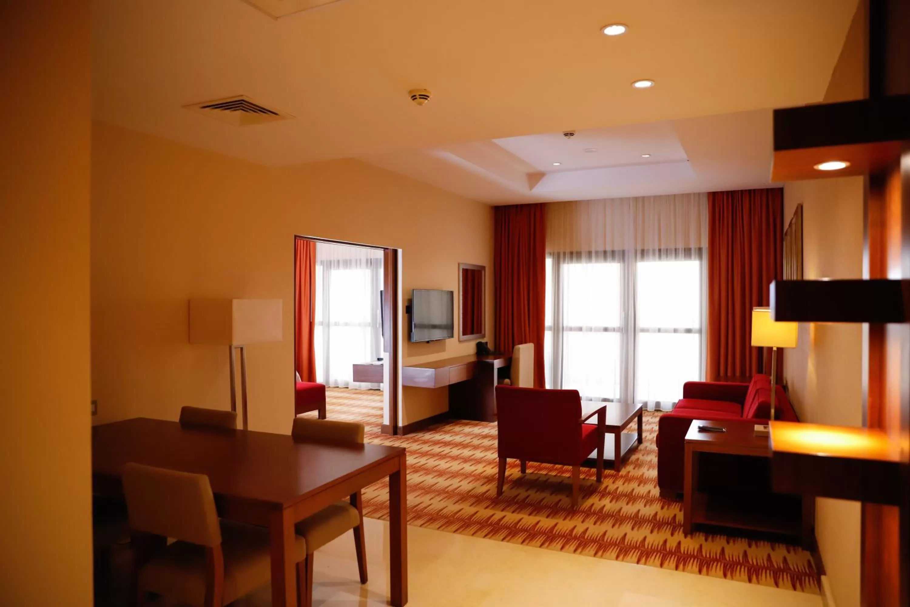 Photo of the whole room in Crowne Plaza Sohar by IHG