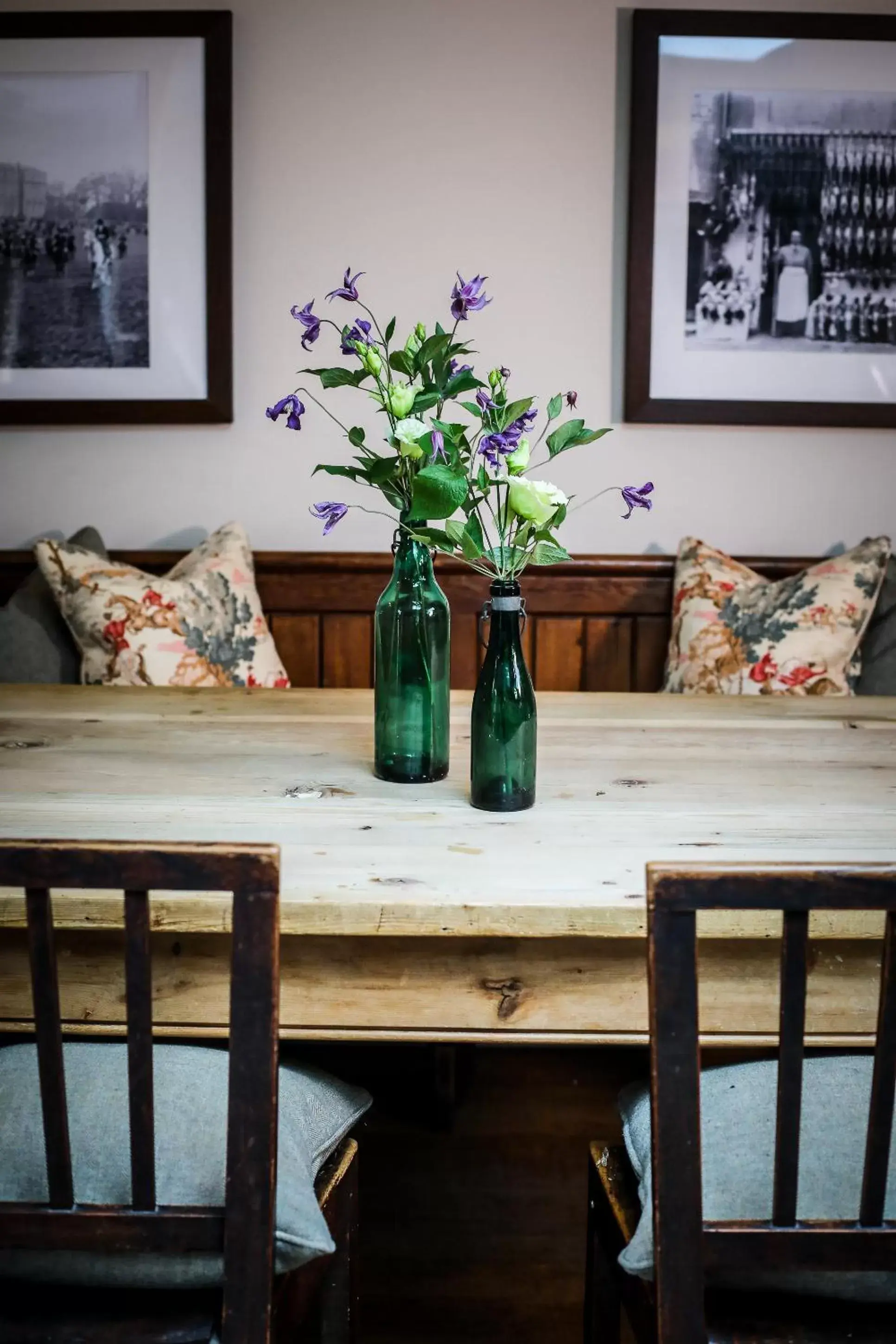 Restaurant/places to eat, Seating Area in The Angel Inn, Petworth
