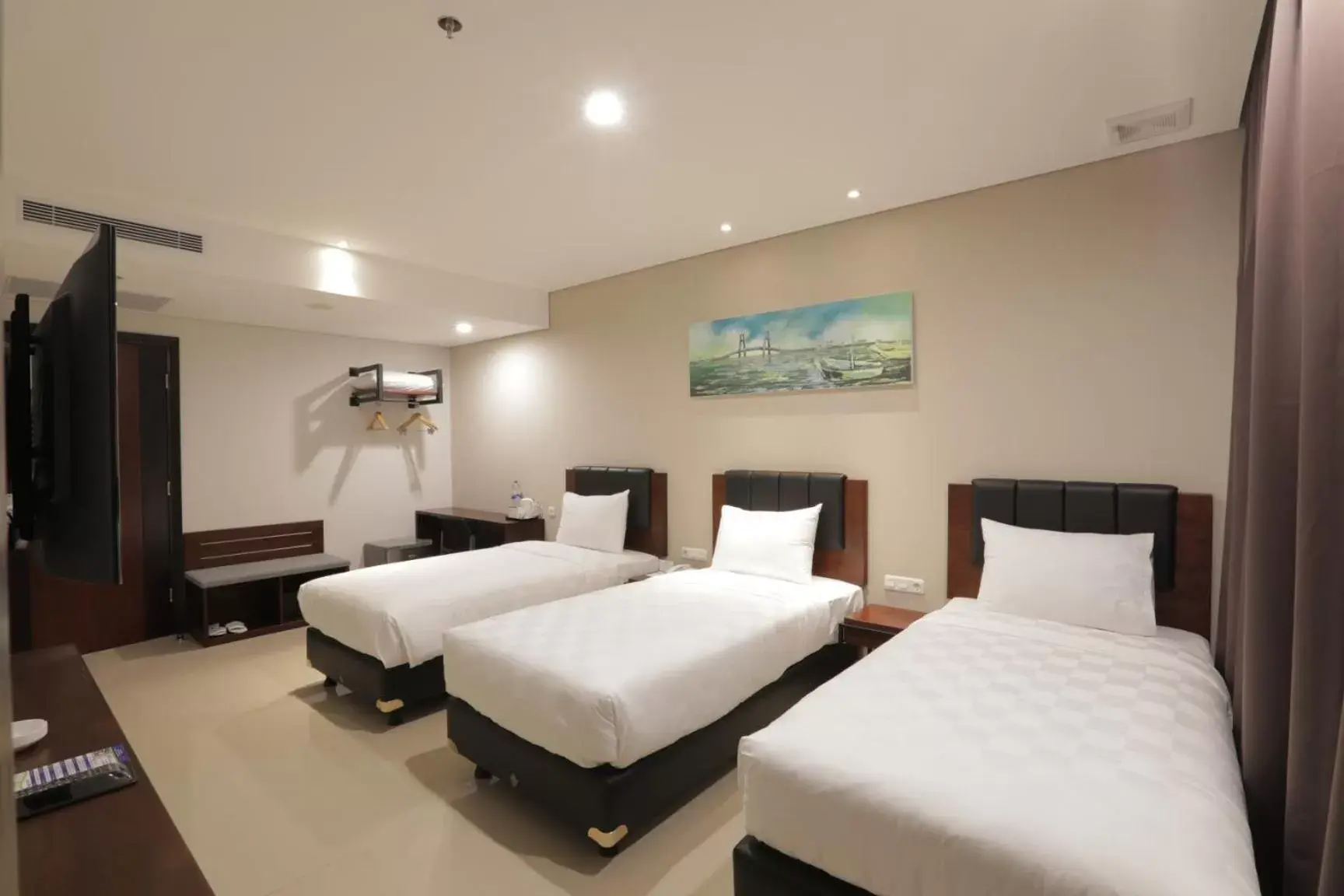 Bedroom, Bed in PrimeBiz Hotel Surabaya