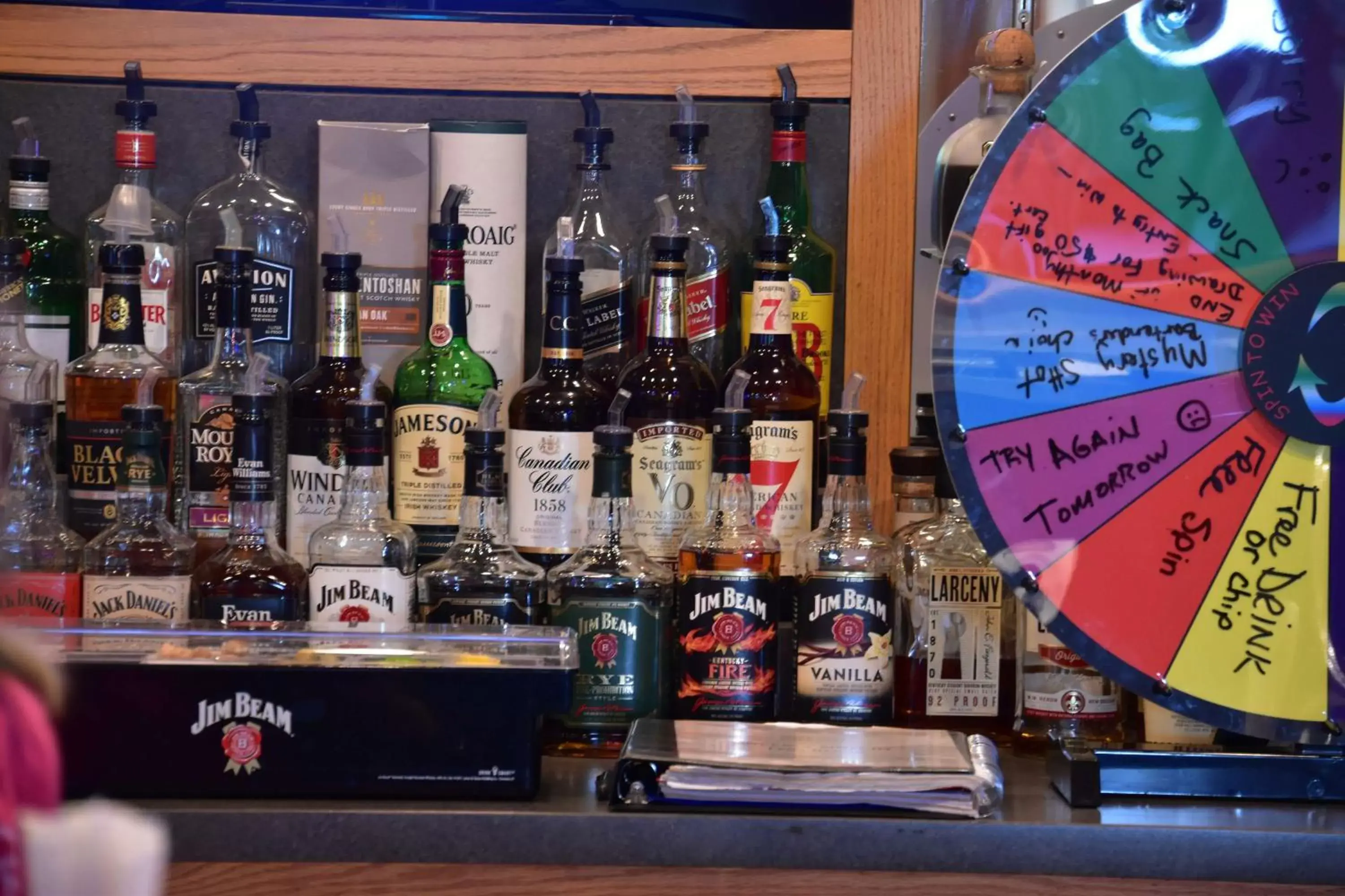 Lounge or bar in Port Wisconsin Inn and Suites Lounge or bar in Port Wisconsin Inn and Suites