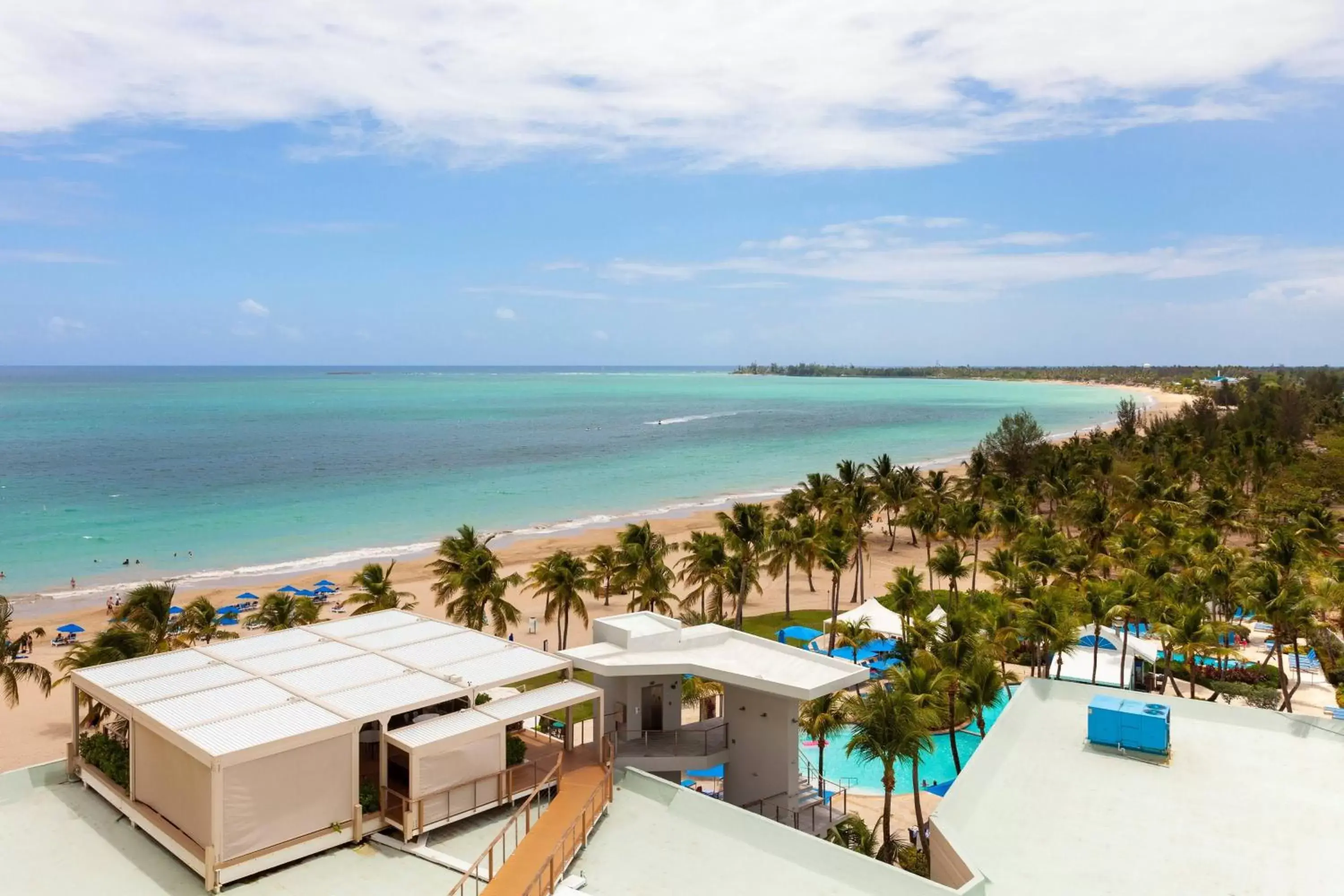 Swimming pool, Pool View in Courtyard by Marriott Isla Verde Beach Resort