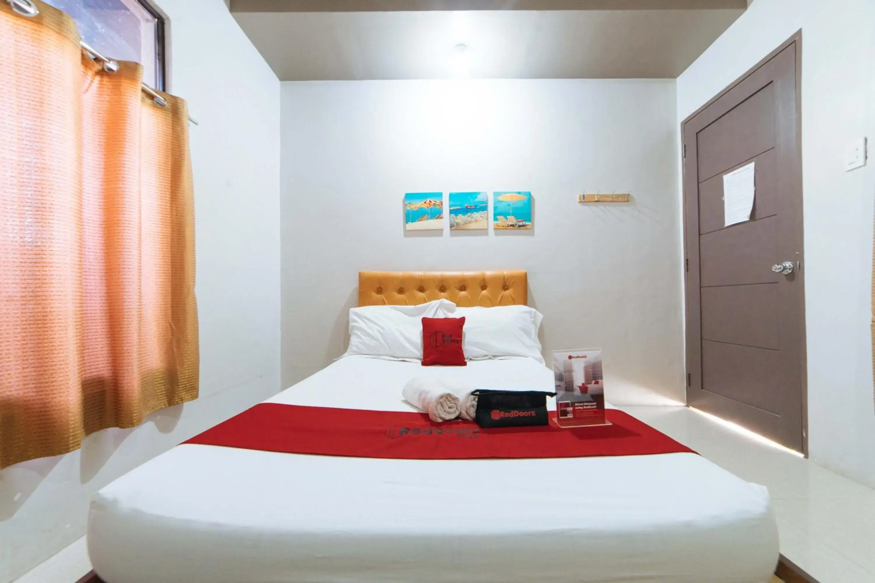 Bed in RedDoorz @ Aparente Gensan