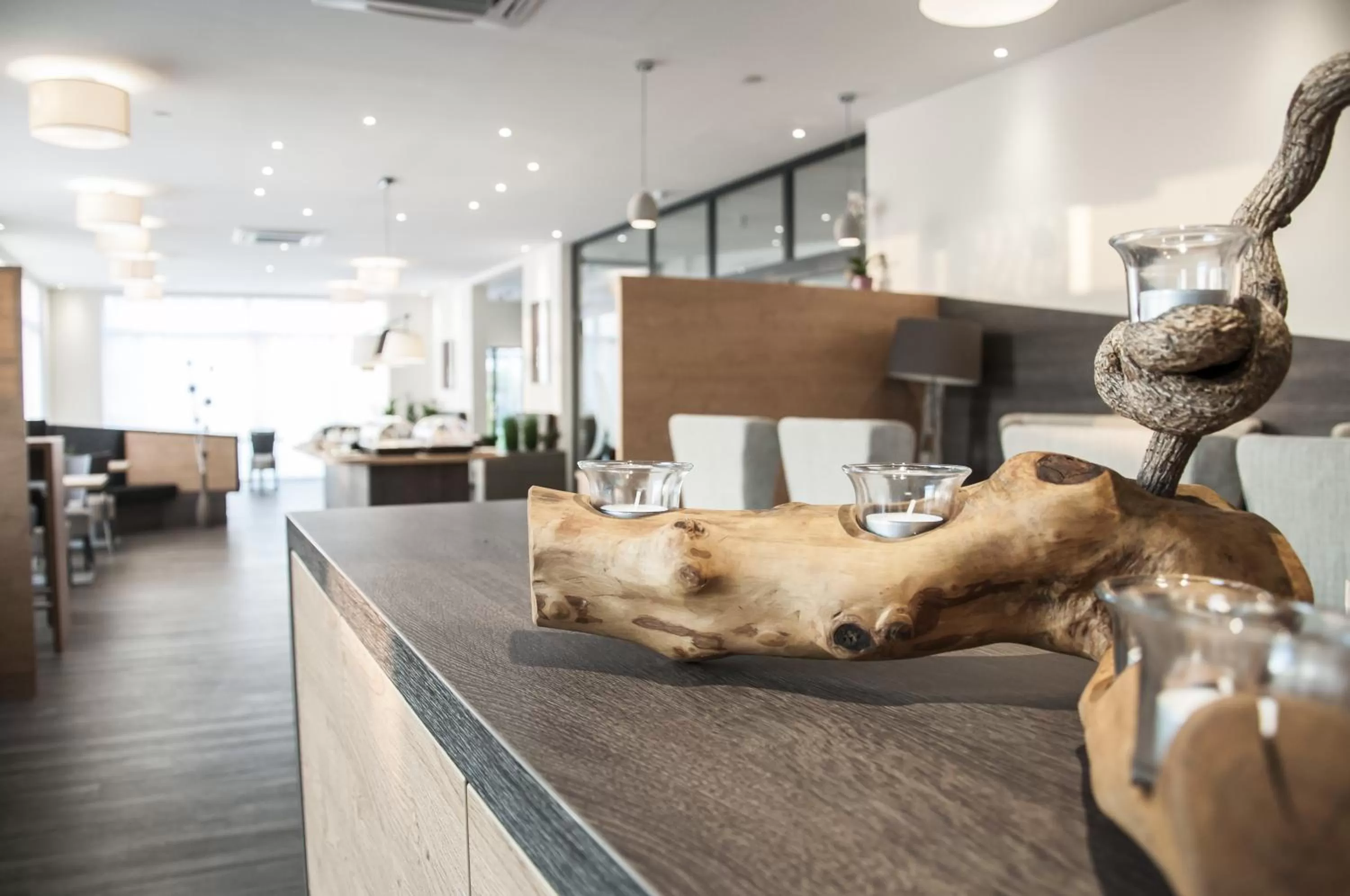 Restaurant/places to eat in Amaro Hotel