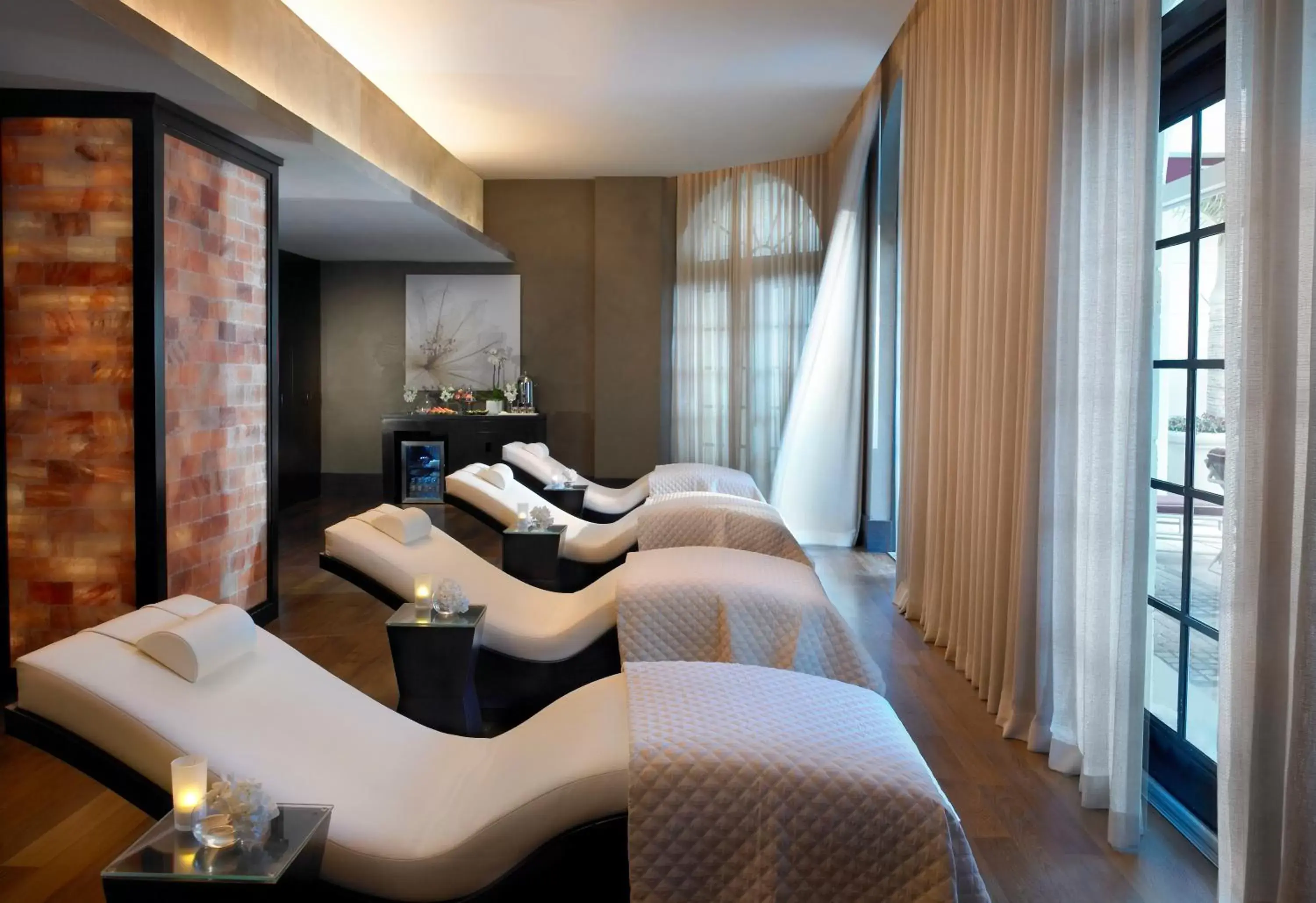 Massage in Acqualina Resort and Residences