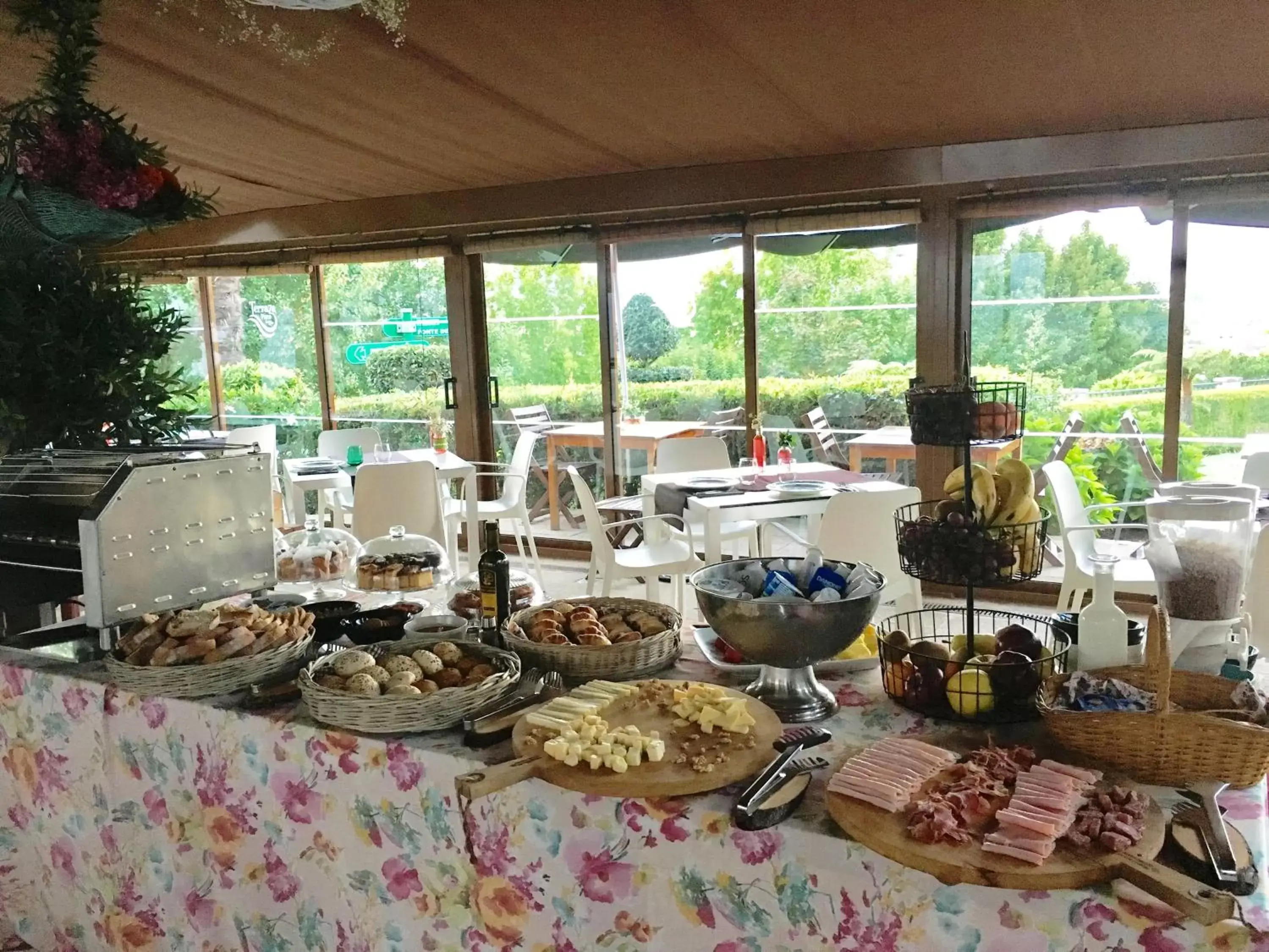 Breakfast in Pazo do Rio Breakfast in Pazo do Rio