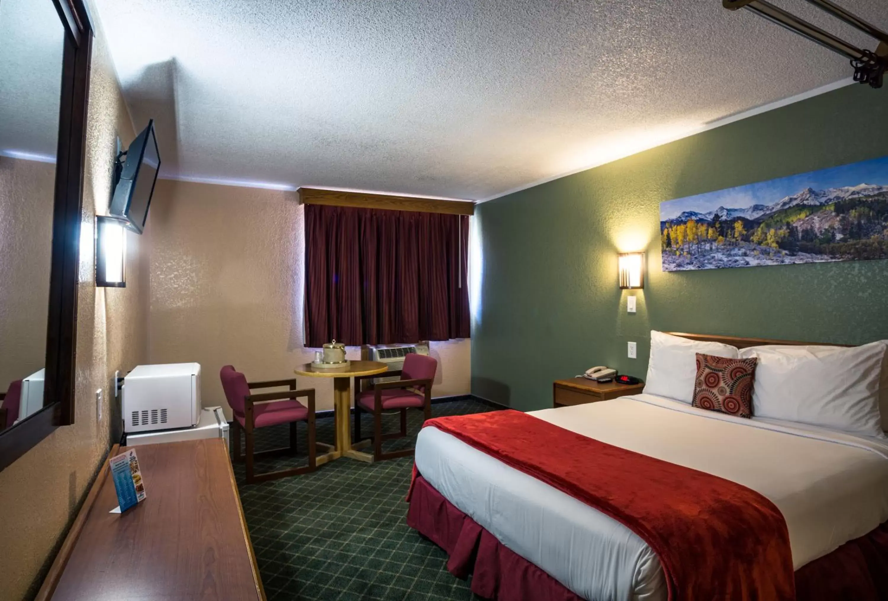 Photo of the whole room in Red River Inn Silt - Rifle