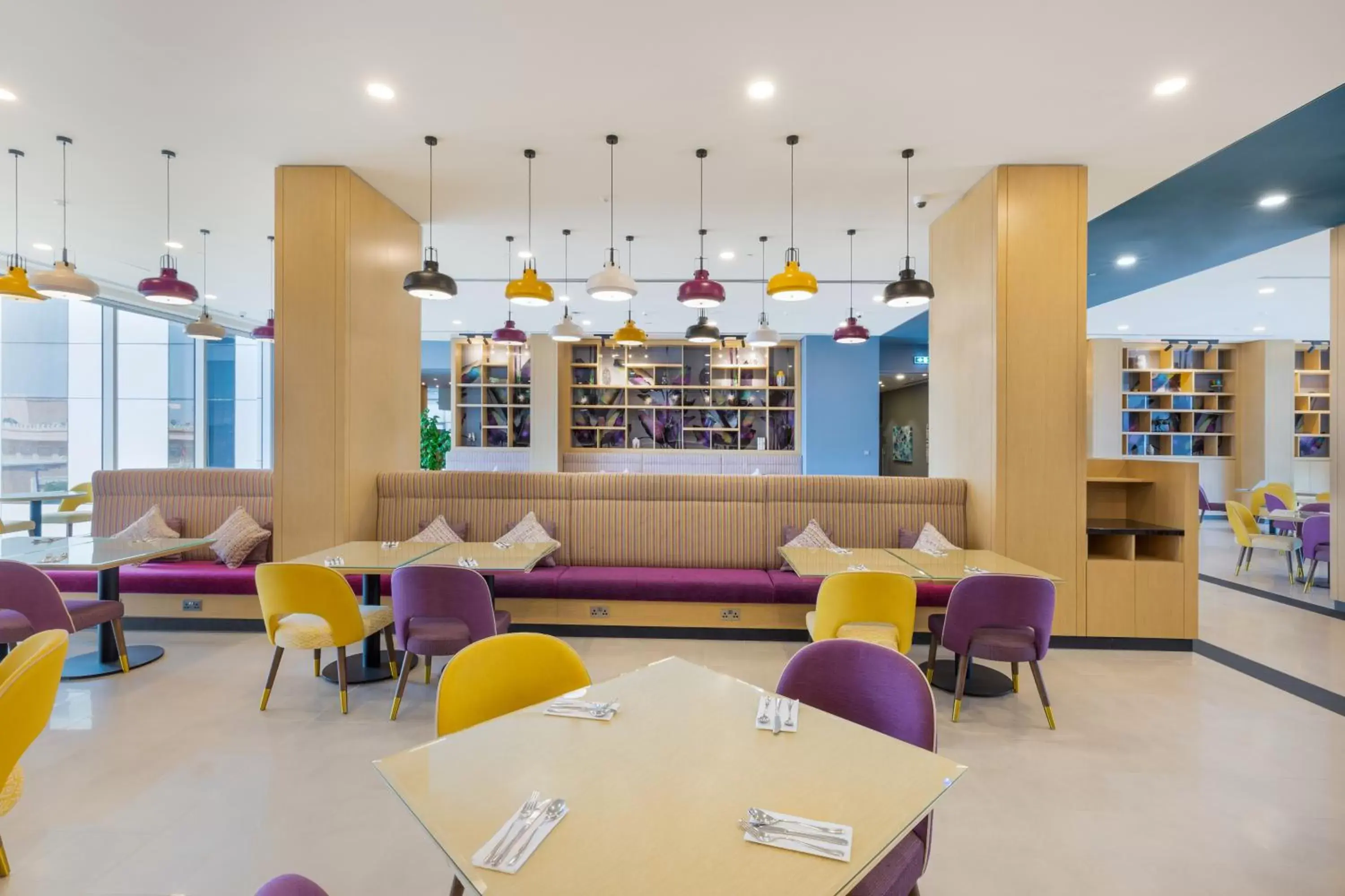 Restaurant/places to eat, Lounge/Bar in Premier Inn Dubai Ibn Battuta Mall