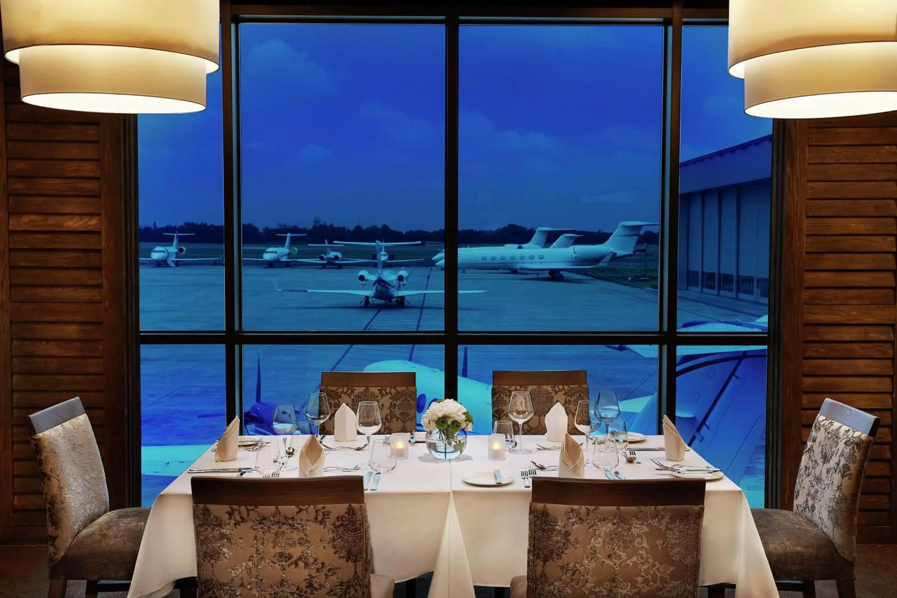 Dining area, Restaurant/Places to Eat in Legend Hotel Lagos Airport, Curio Collection By Hilton