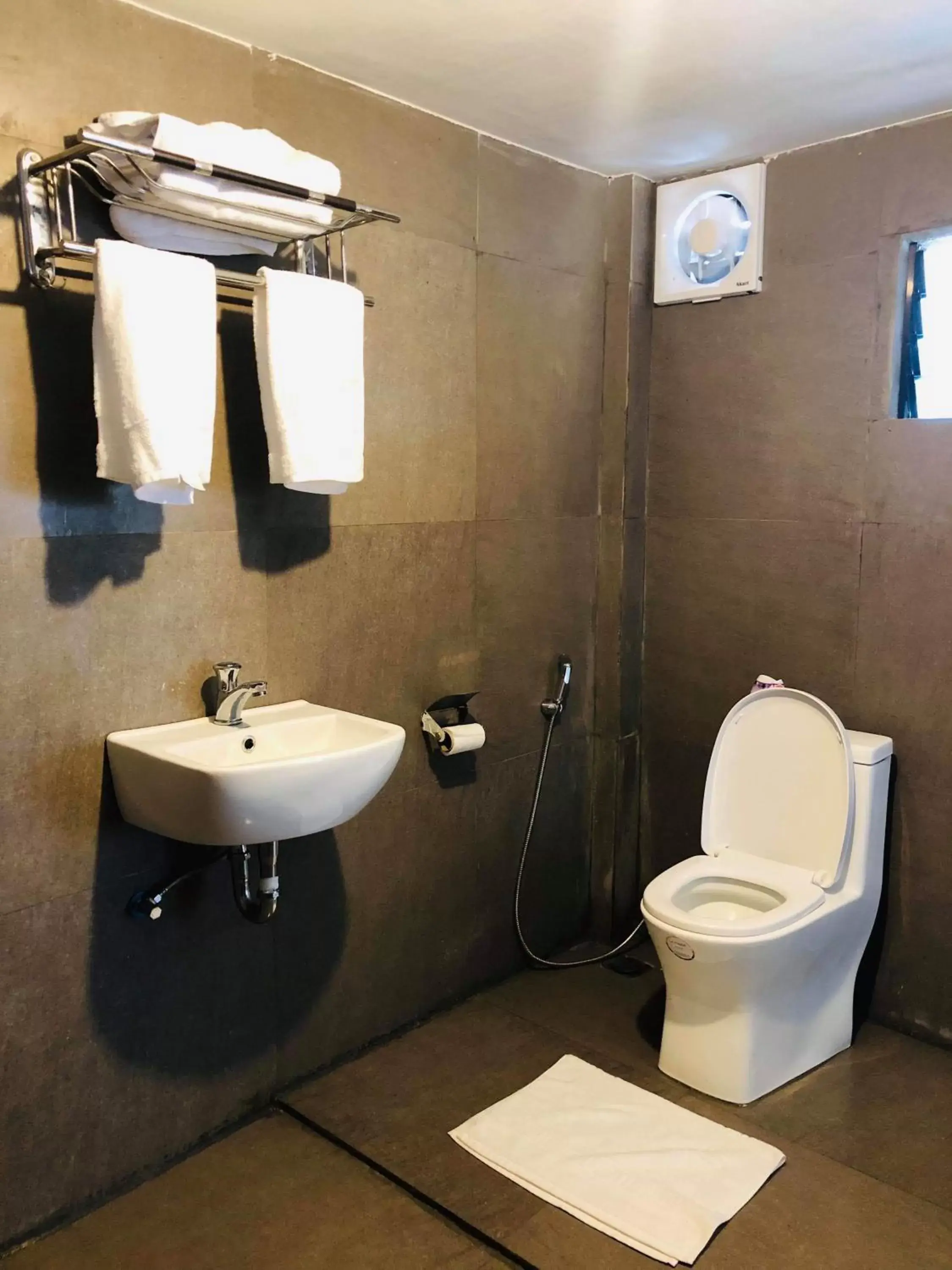 Shower, Bathroom in Bintana sa Paraiso Binunsaran