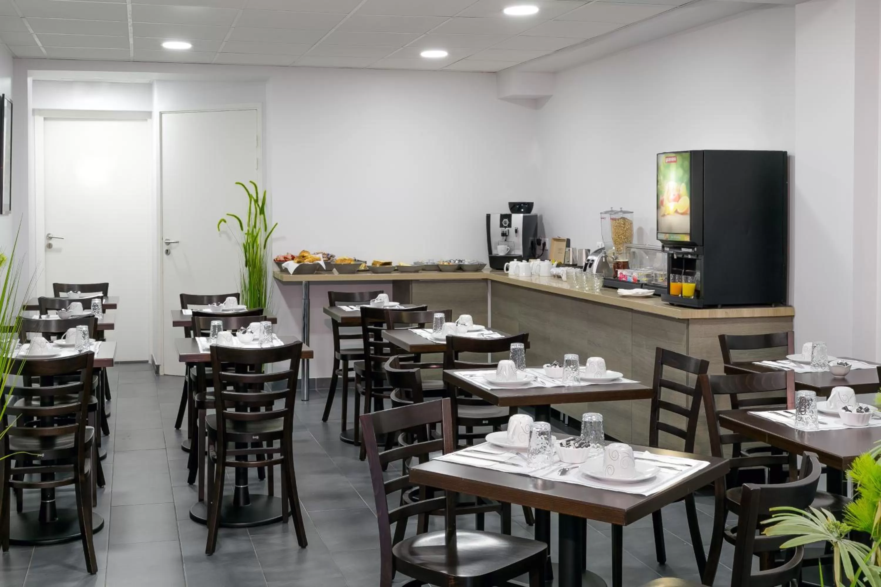Restaurant/places to eat in Hotel Foch Nancy Gare