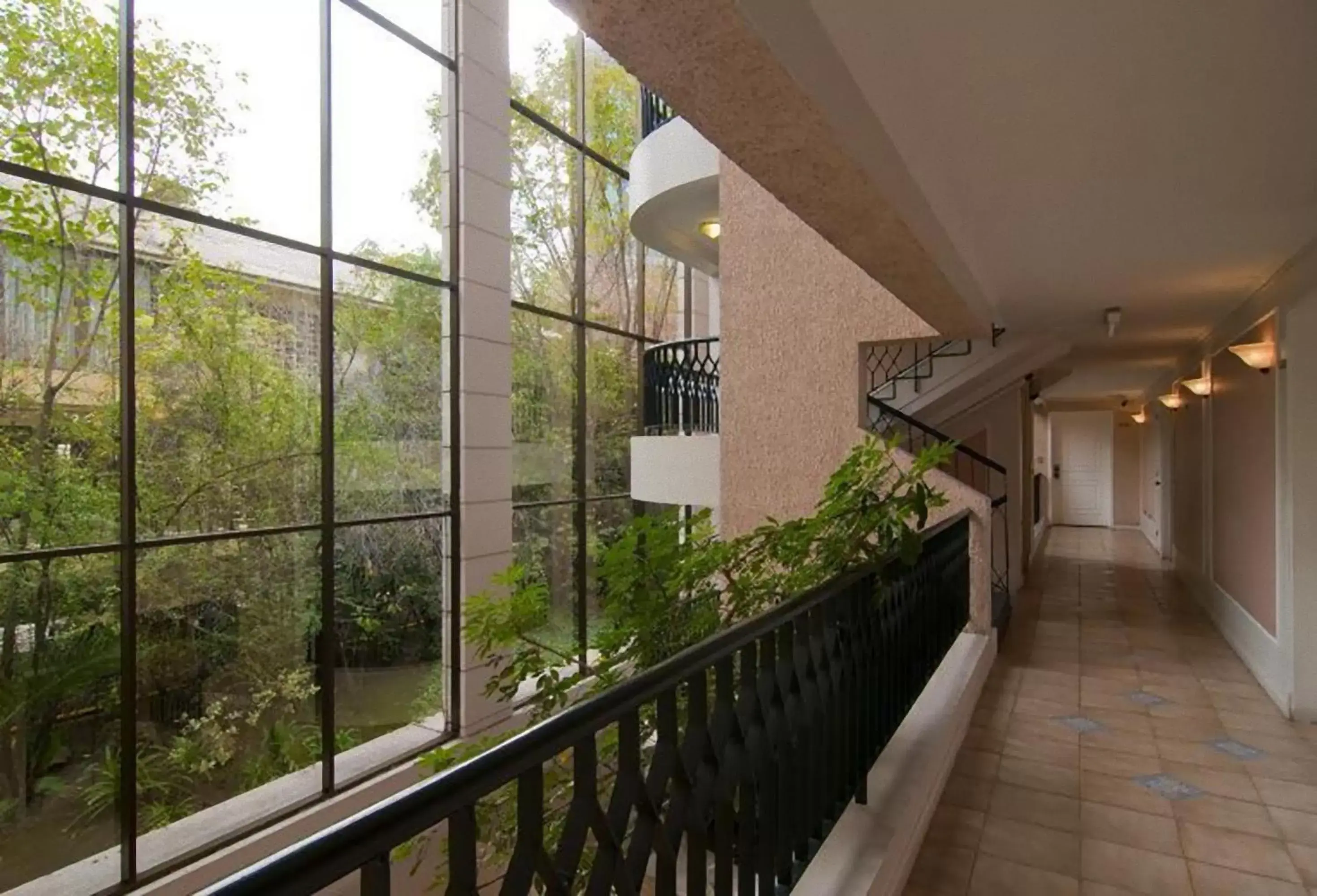 Decorative detail, Balcony/Terrace in Park Plaza Apartments