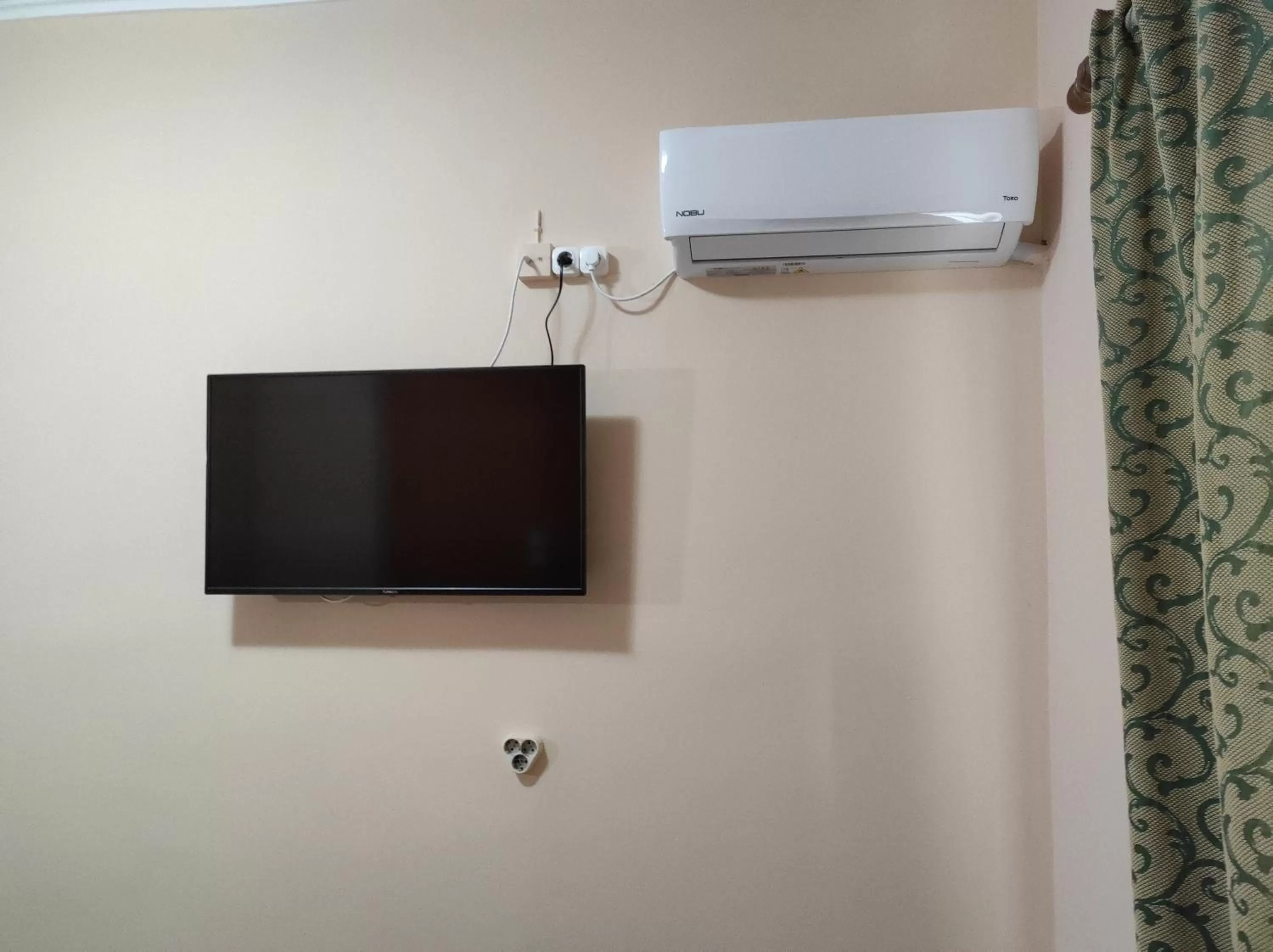 TV and multimedia in Hotel Lido