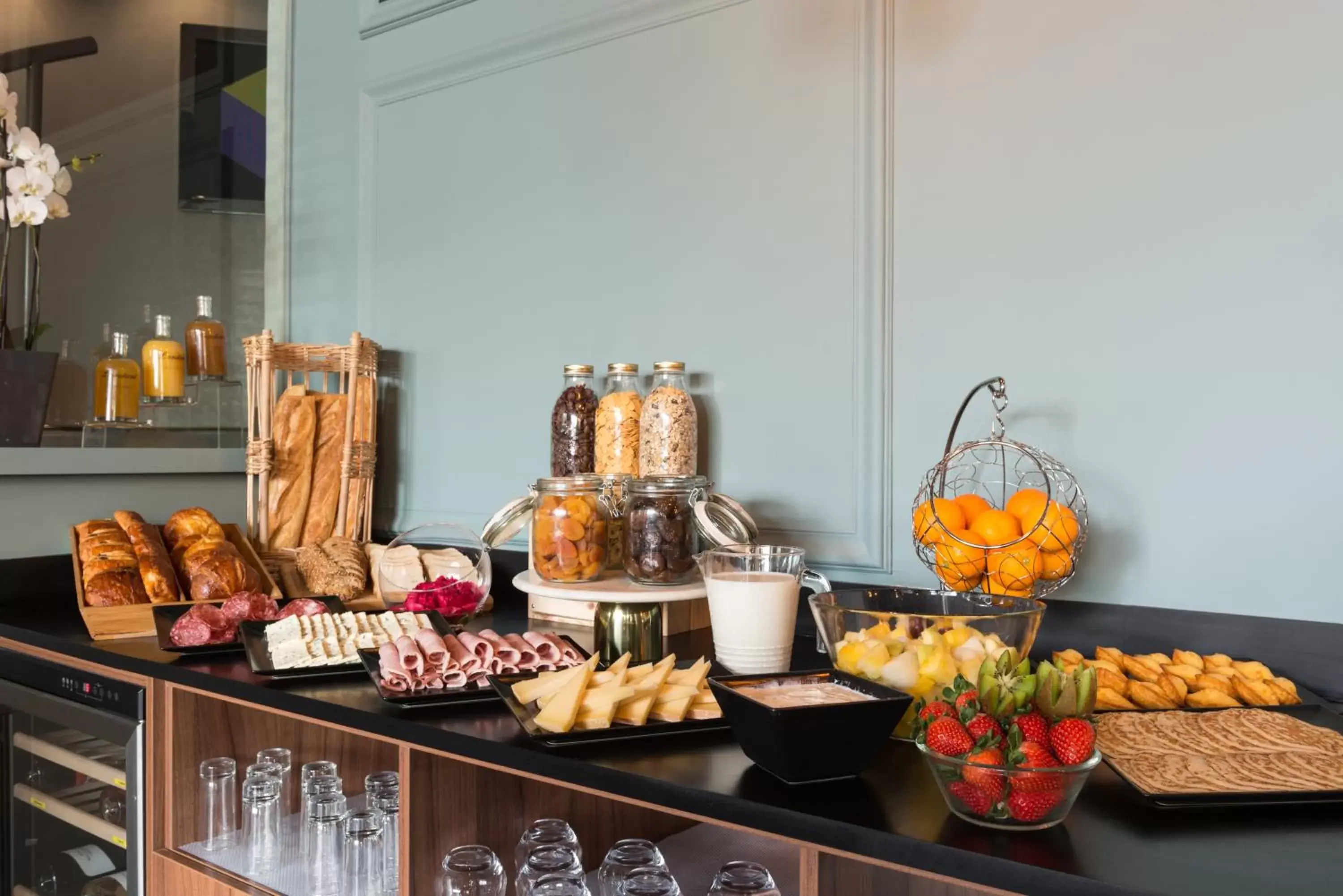 Restaurant/places to eat in Best Western Hotel le Galice Aix-en-Provence Restaurant/places to eat in Best Western Hotel le Galice Aix-en-Provence