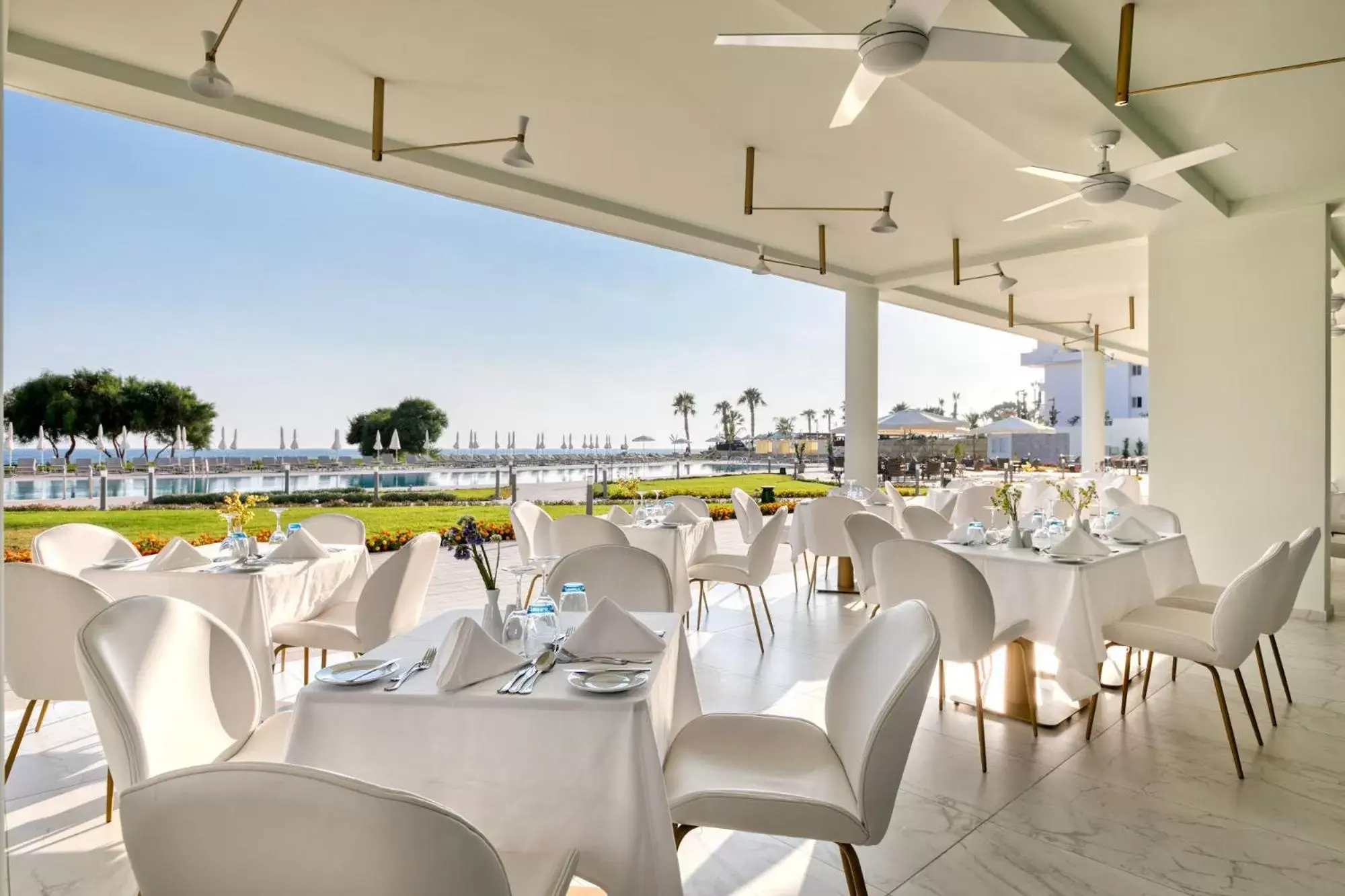 Restaurant/Places to Eat in The Ivi Mare - Designed for Adults by Louis Hotels