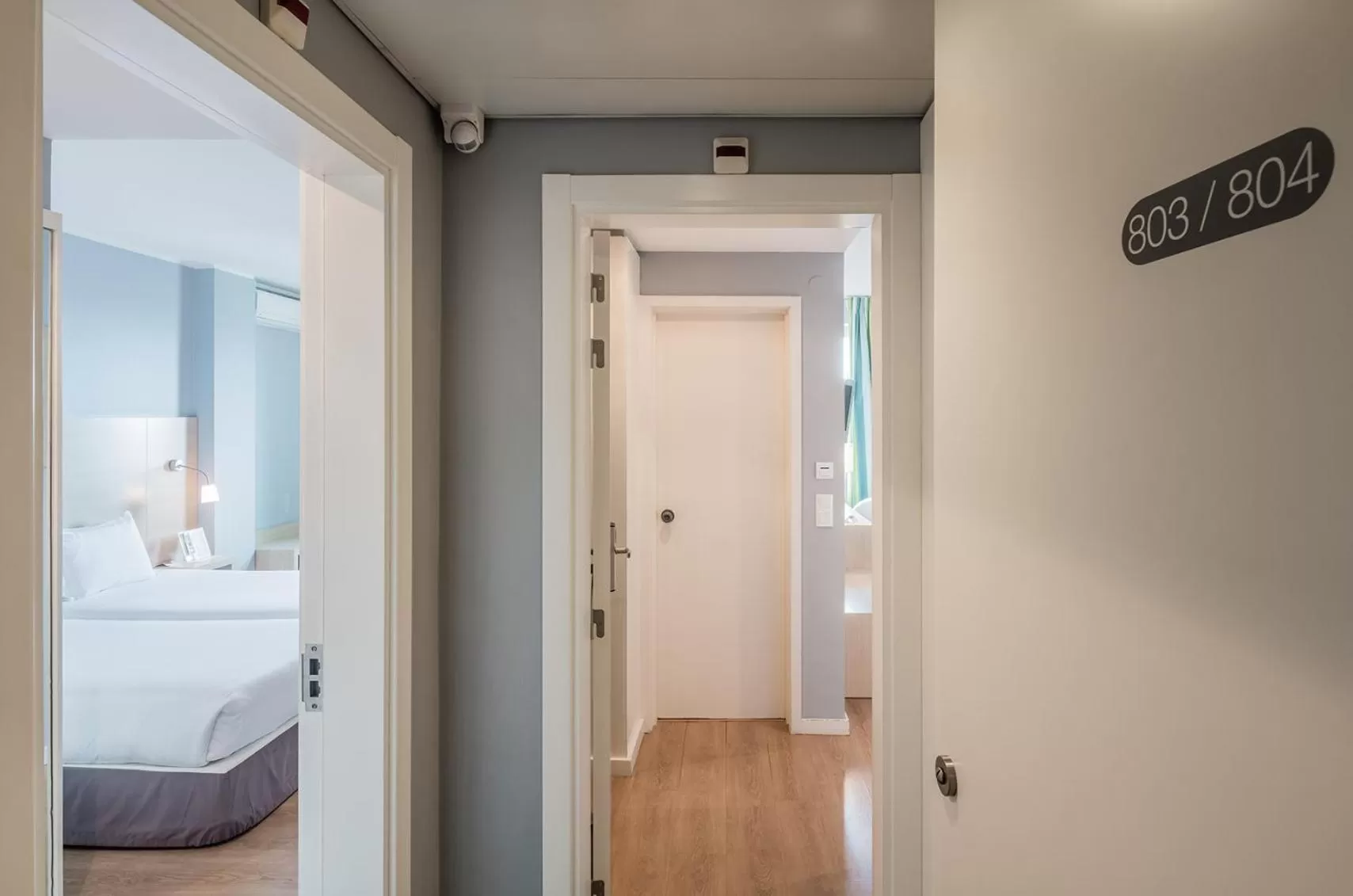 Bedroom, Bed in ClipHotel