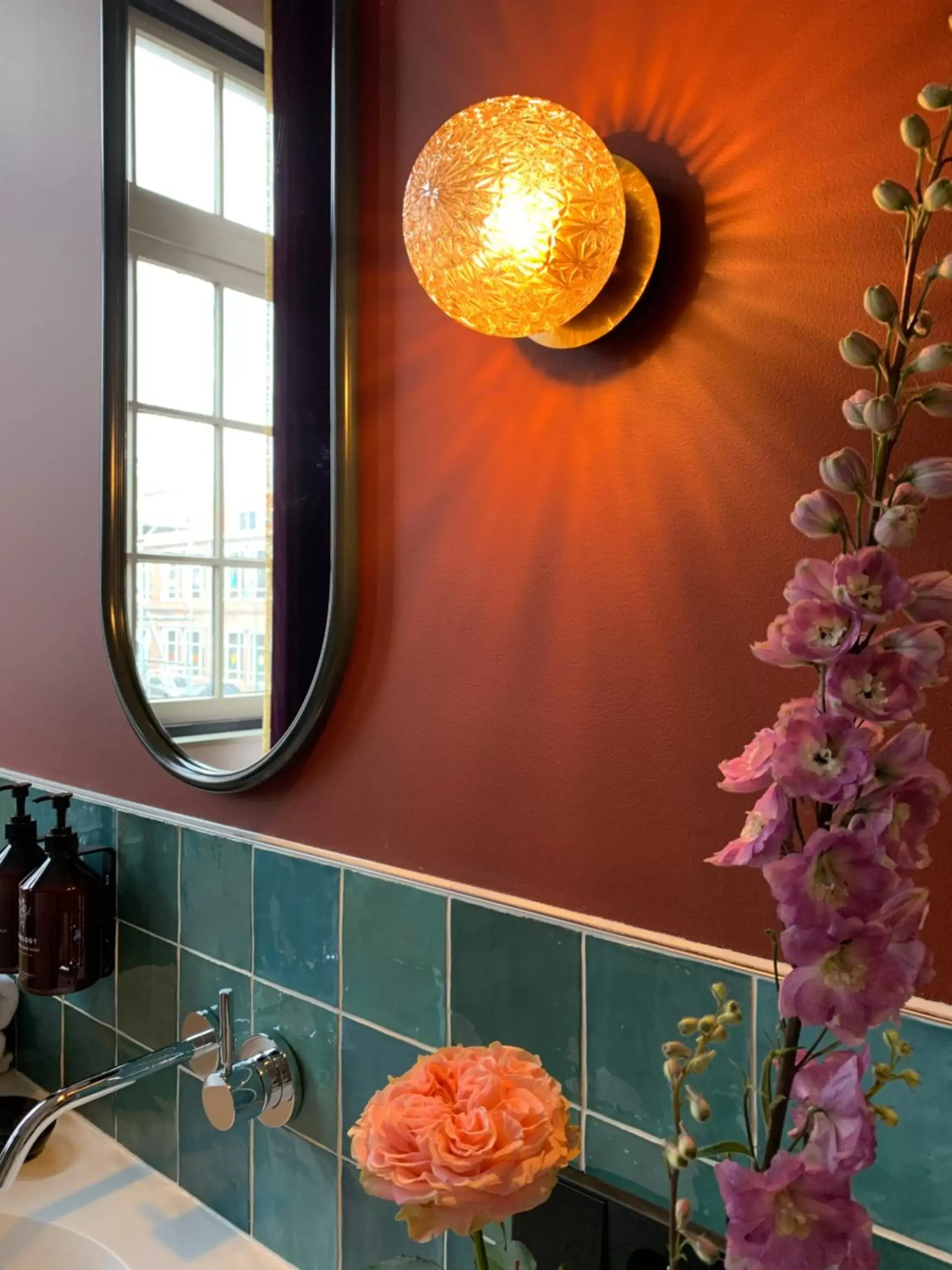 Bathroom in Relais & Châteaux Weeshuis Gouda