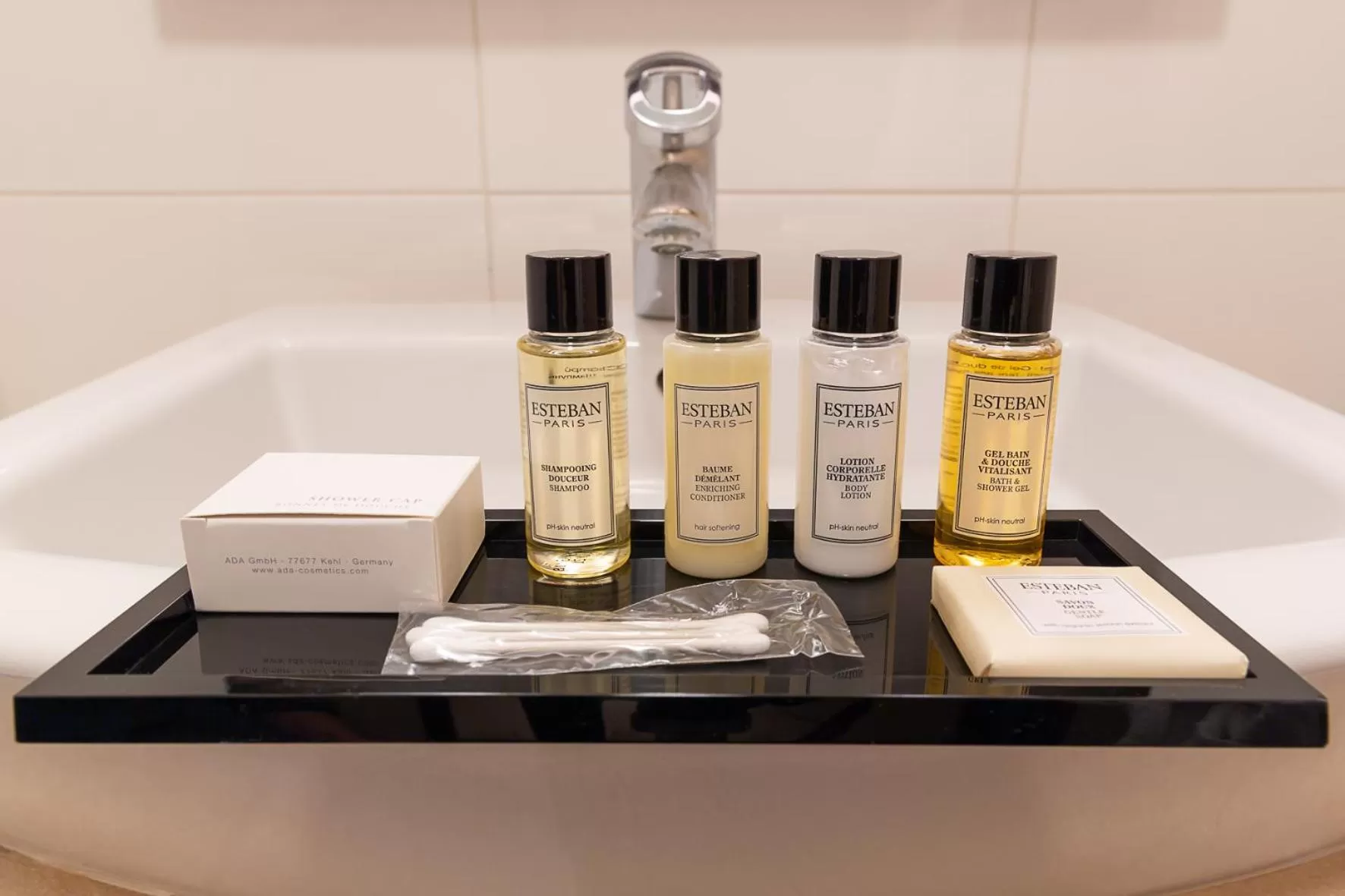 Bathroom in Hotel de Berny