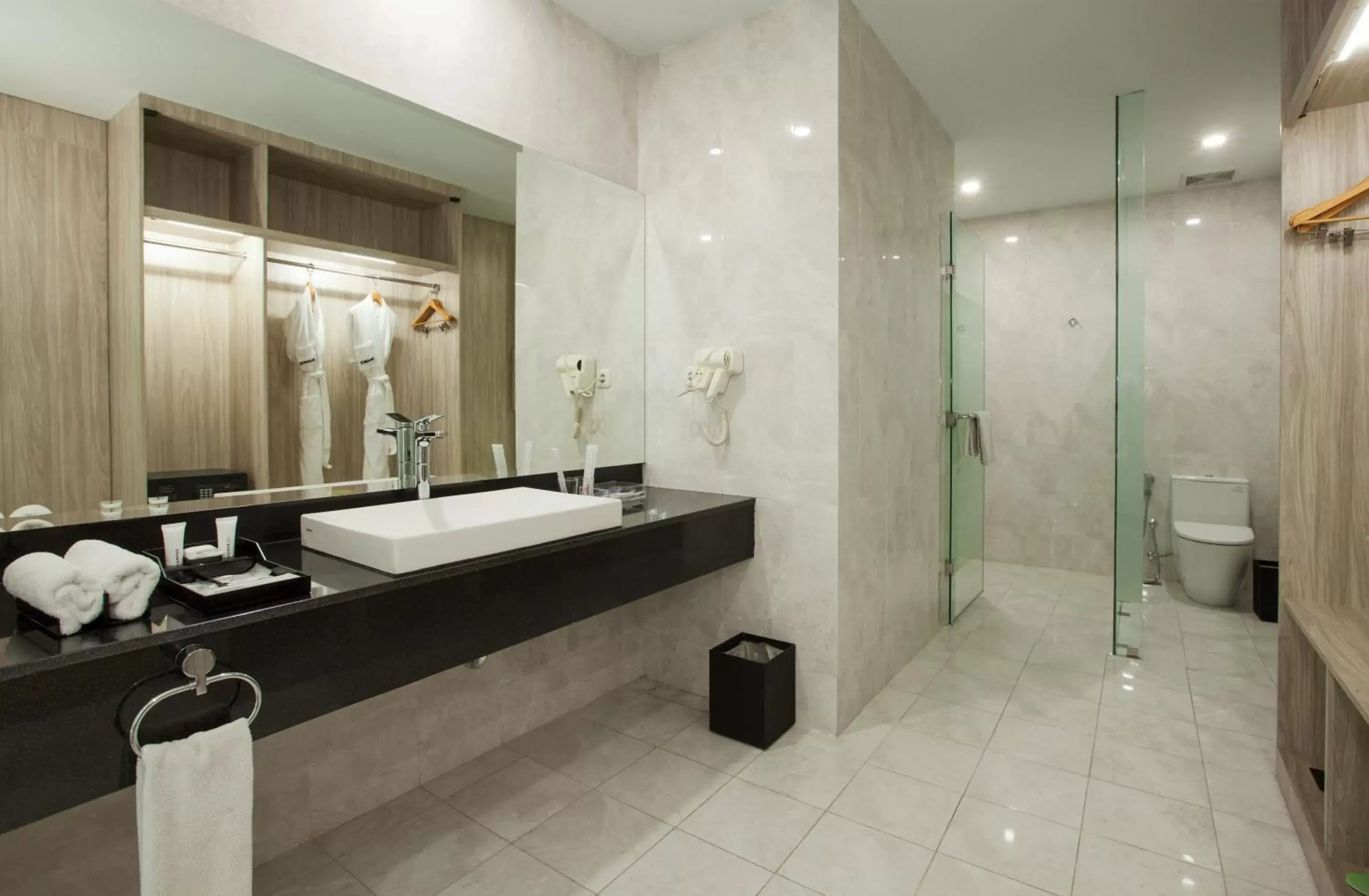 Bathroom in Sparks Life Jakarta, ARTOTEL Curated