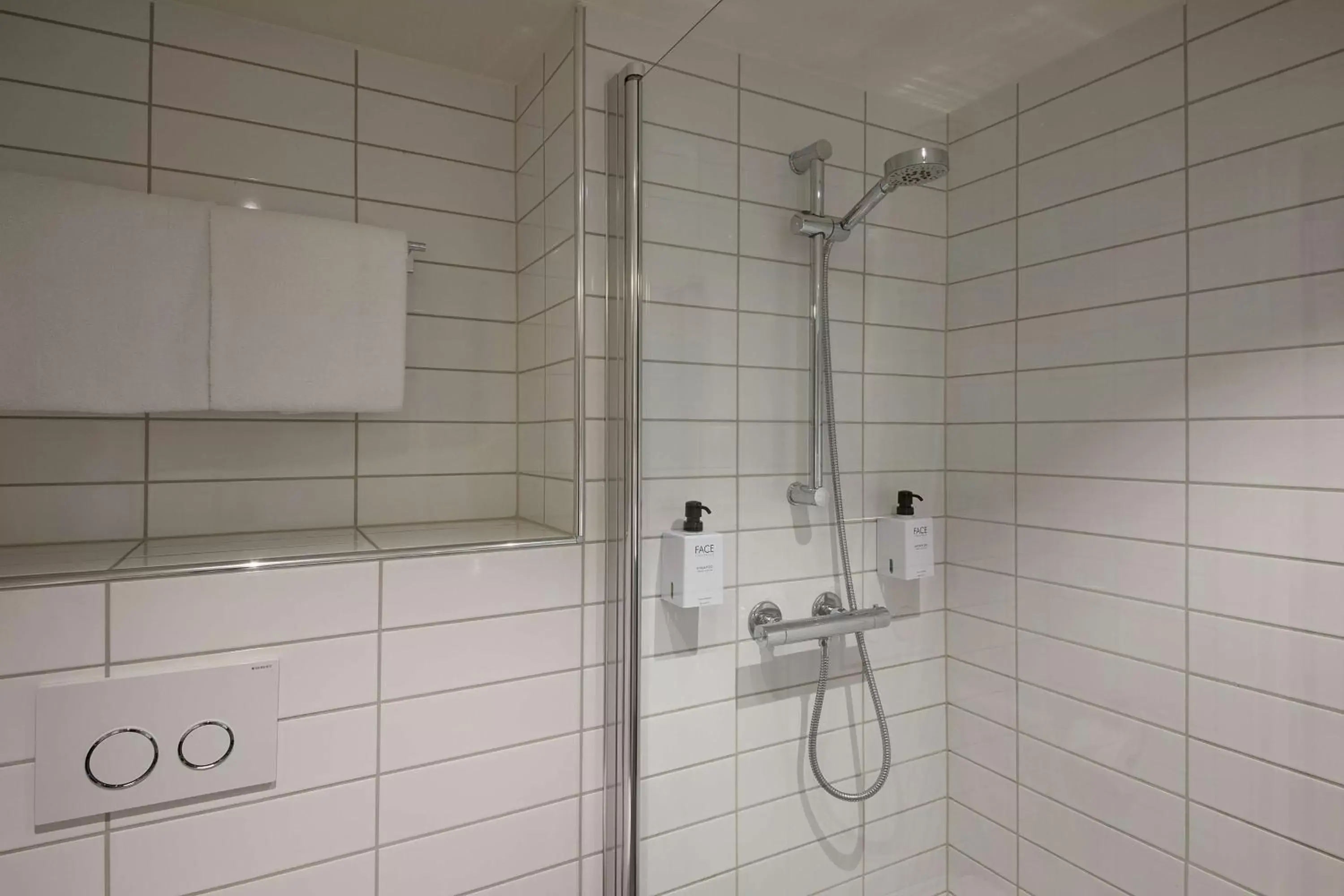 Bathroom in Scandic Sunnfjord Hotel & Spa