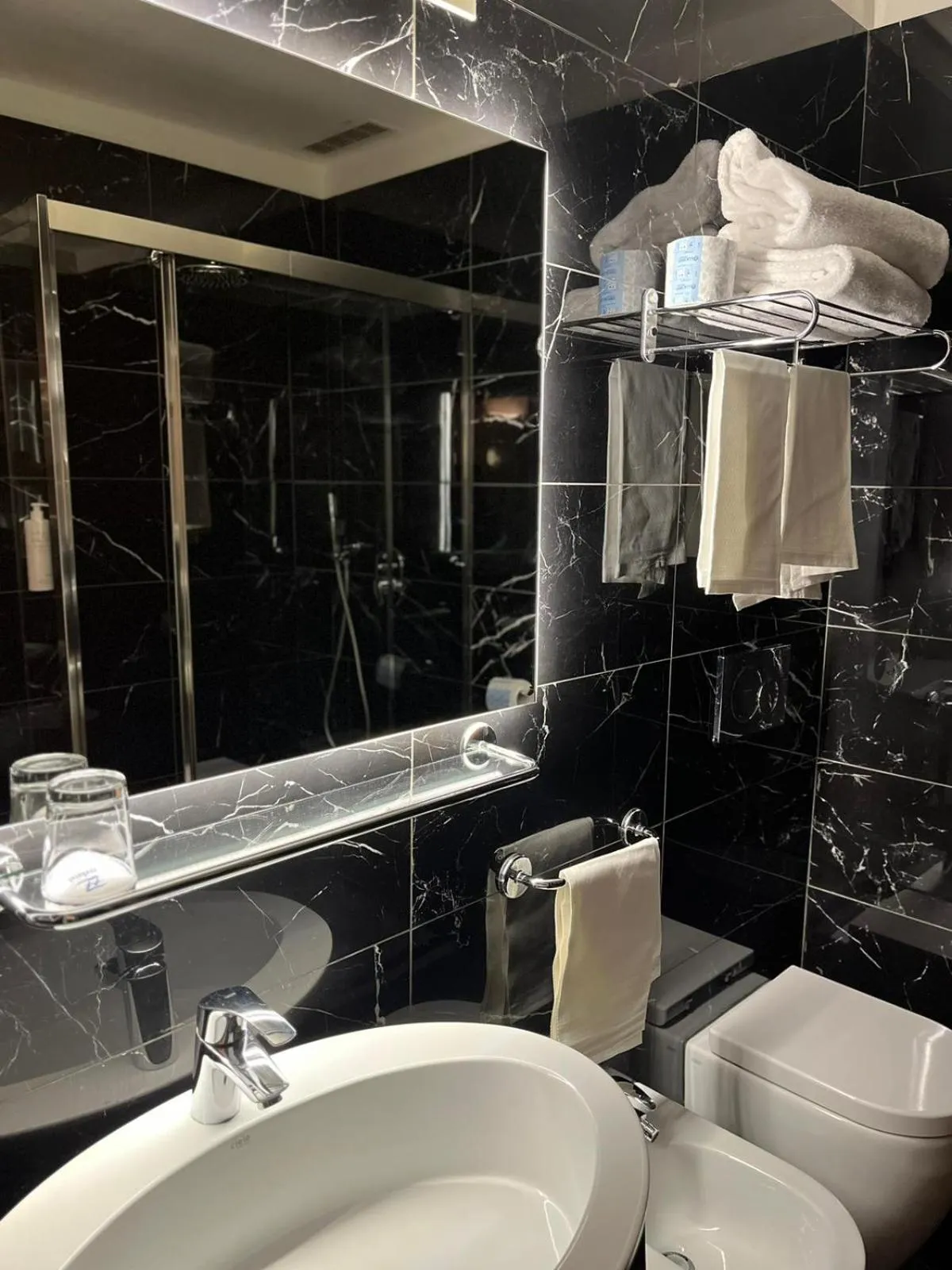 Bathroom in Zanhotel Tre Vecchi